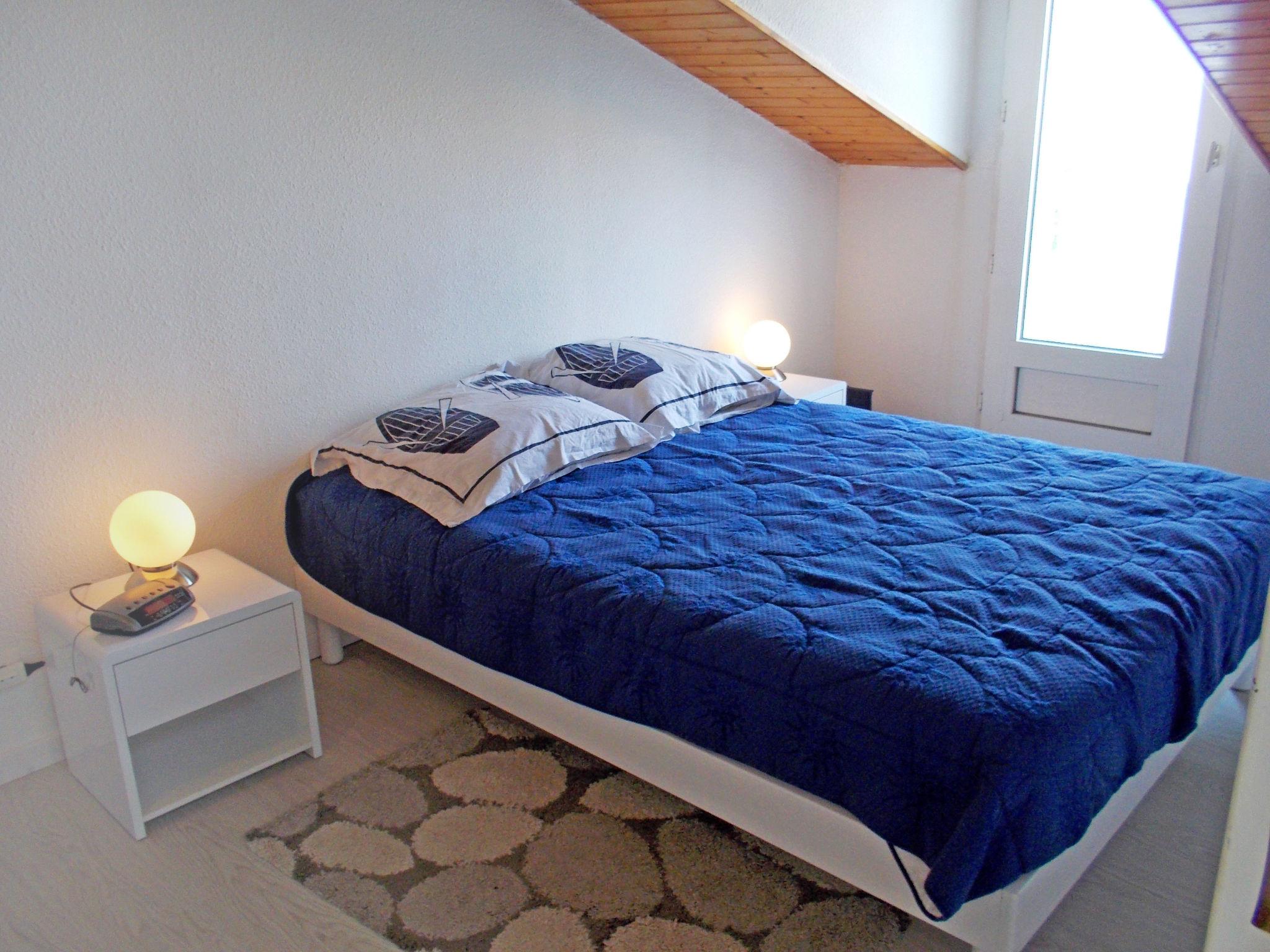Foto 4 - Casa con 2 camere da letto a Vaux-sur-Mer con piscina privata e vista mare