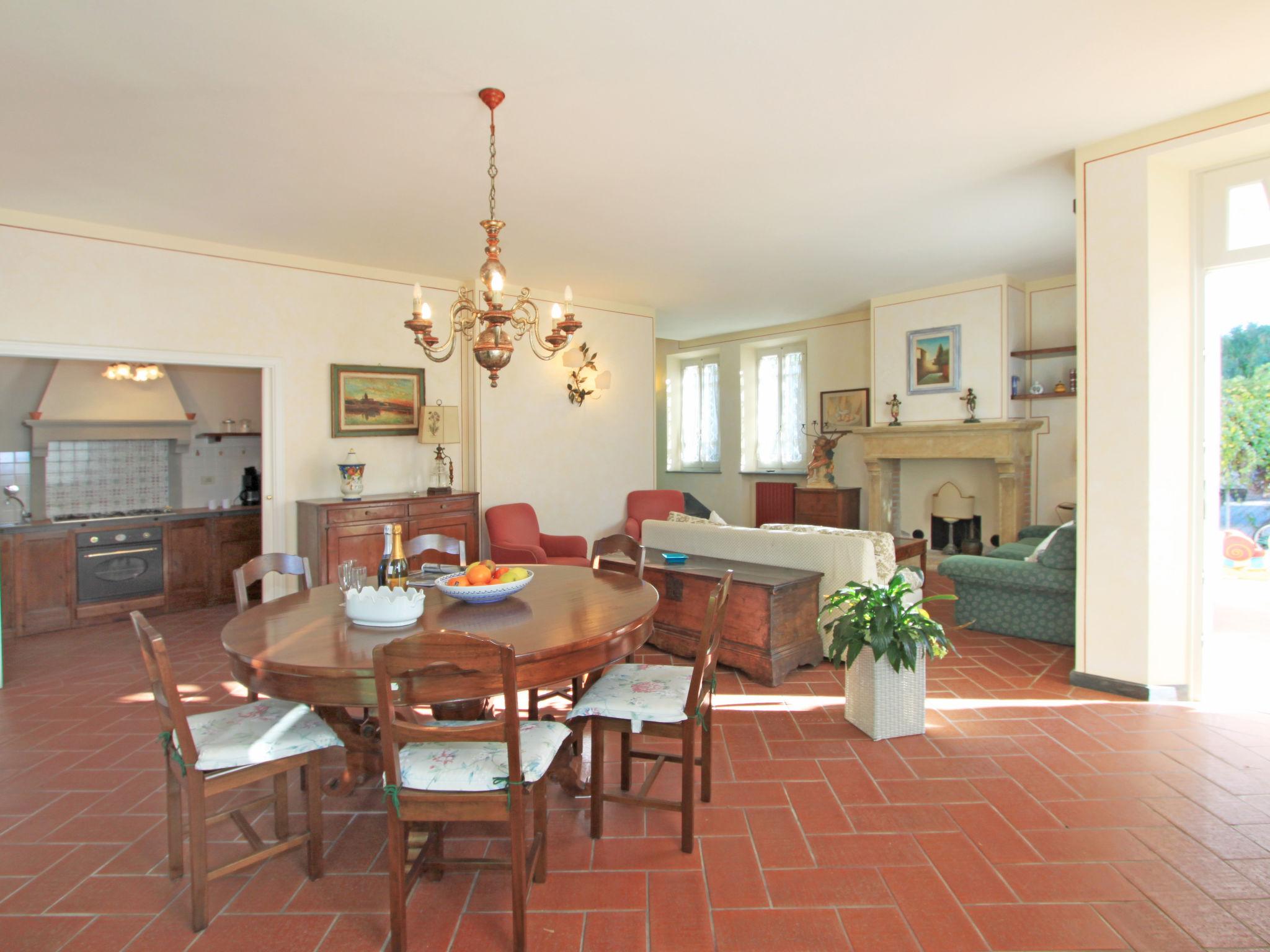 Photo 7 - 4 bedroom House in Forte dei Marmi with garden and terrace