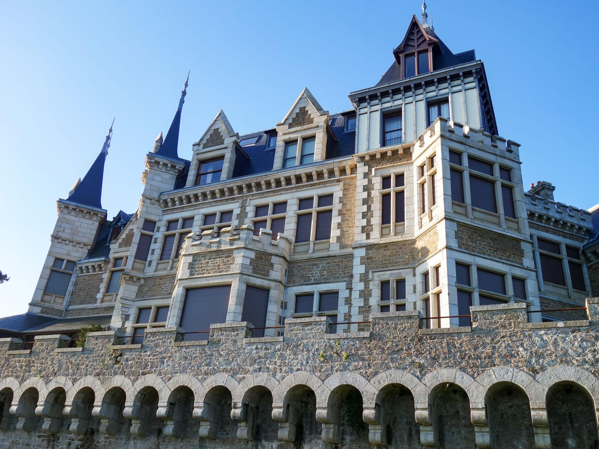 Photo 2 - Apartment in Dinard with sea view