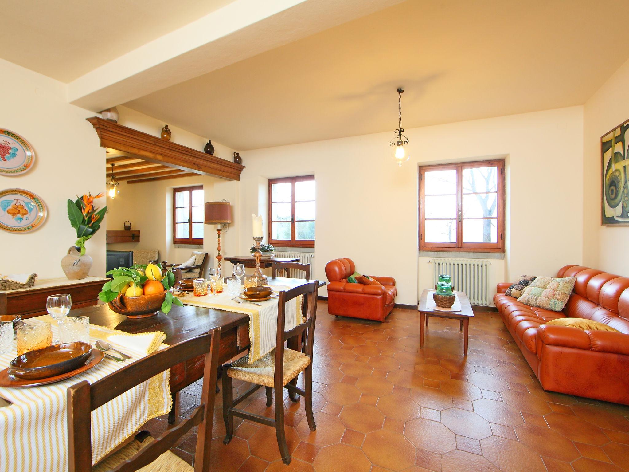 Photo 12 - 5 bedroom House in Citerna with private pool and garden