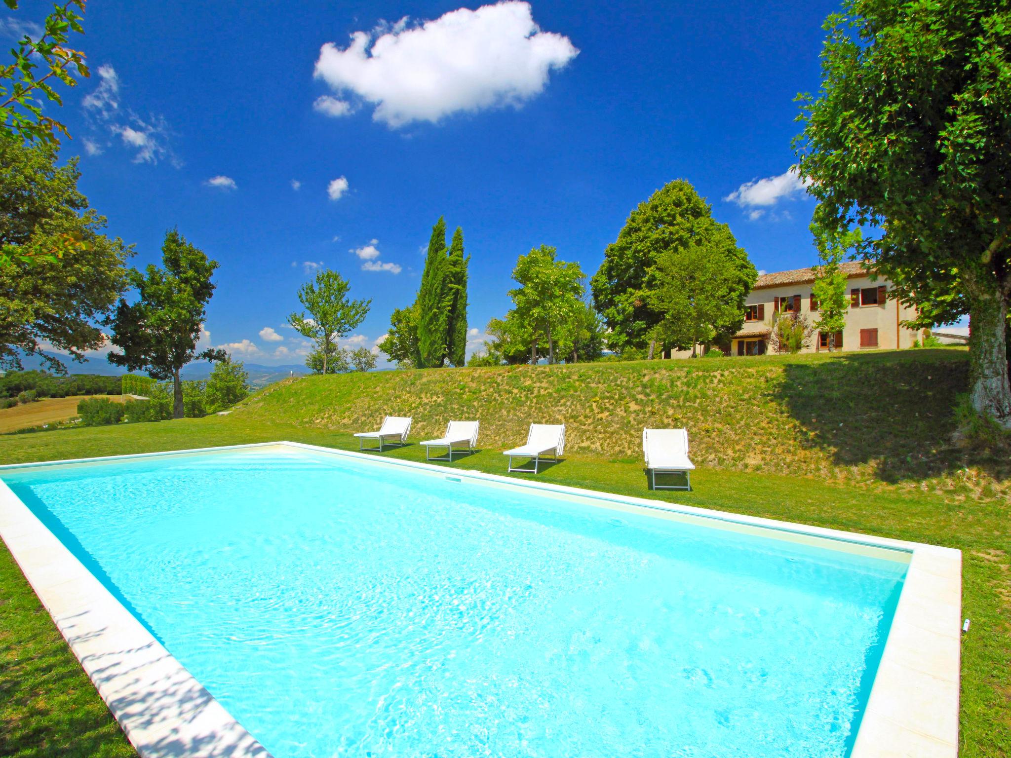 Photo 3 - 5 bedroom House in Citerna with private pool and garden