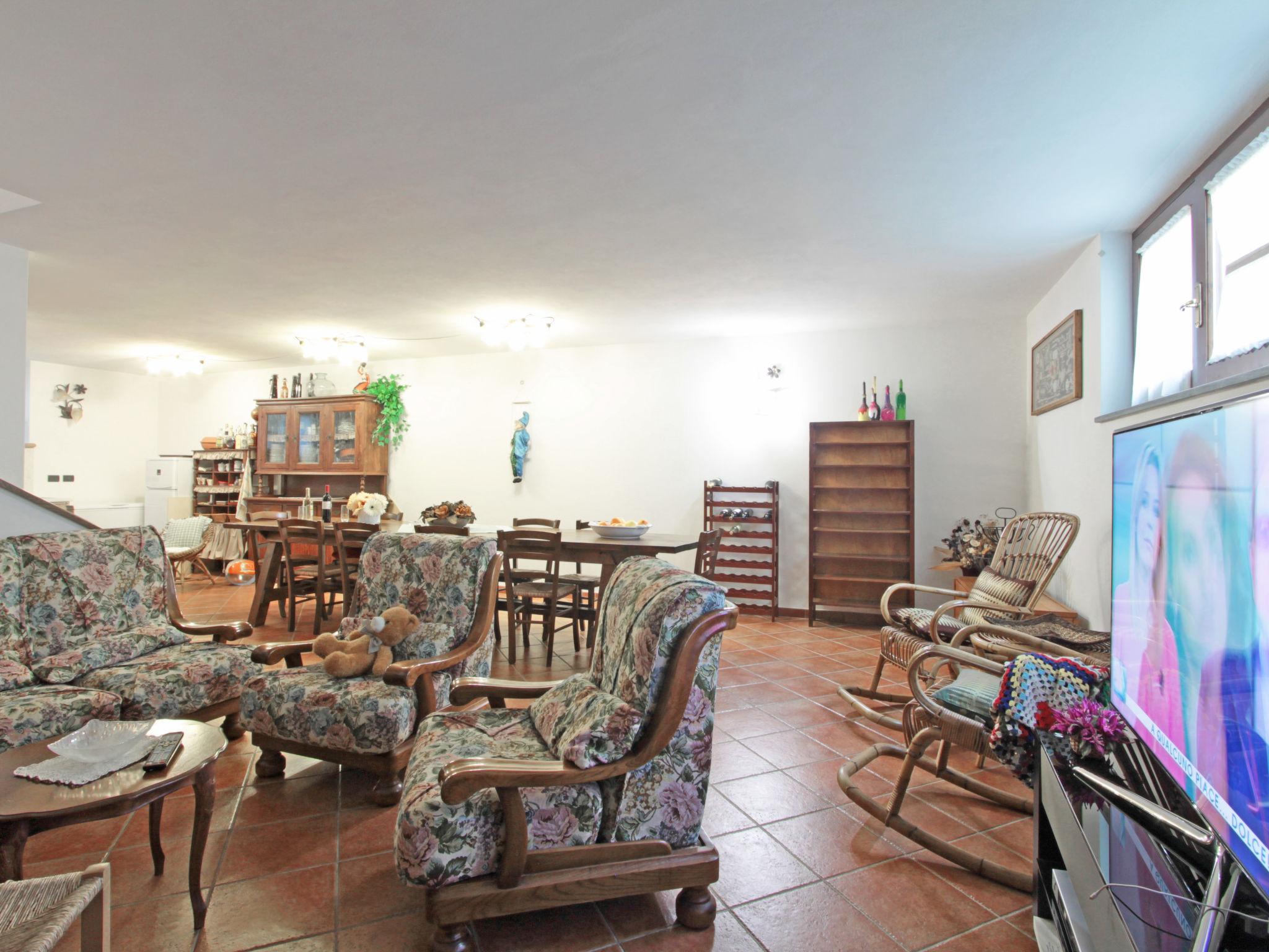 Photo 21 - 4 bedroom House in Forte dei Marmi with garden and sea view