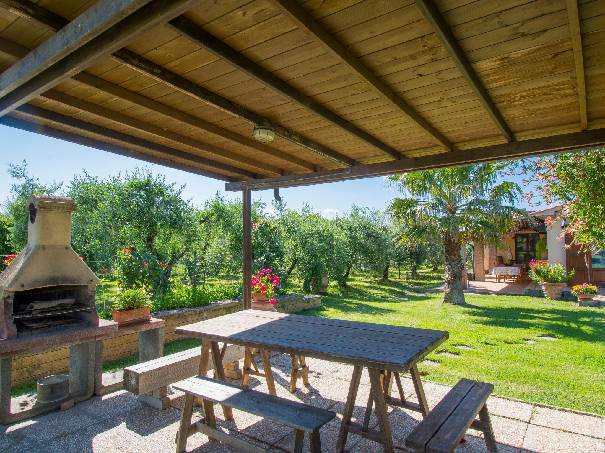 Foto 20 - Casa de 2 quartos em Cecina com piscina privada e jardim