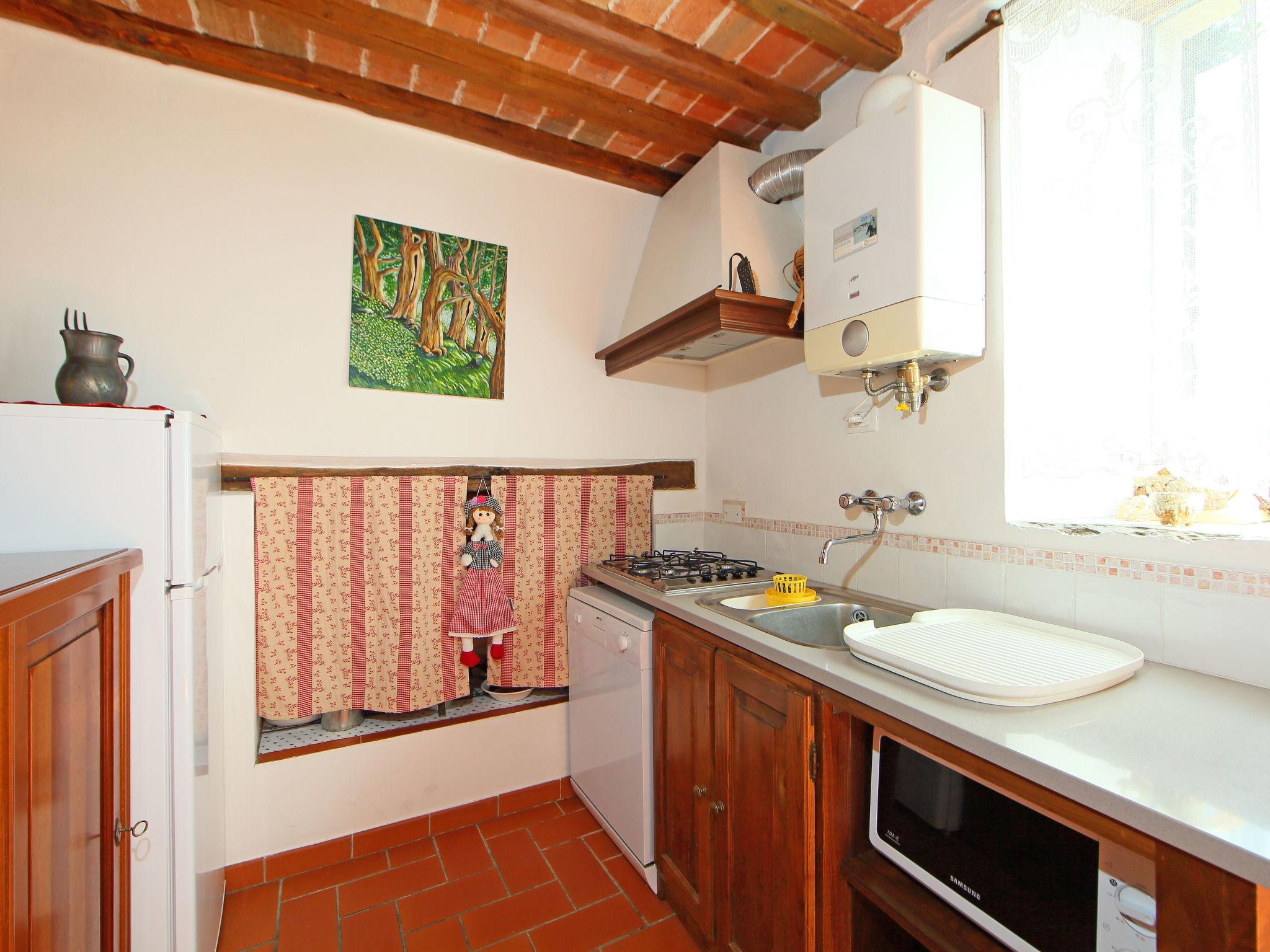 Photo 6 - 2 bedroom Apartment in Marradi with swimming pool and garden