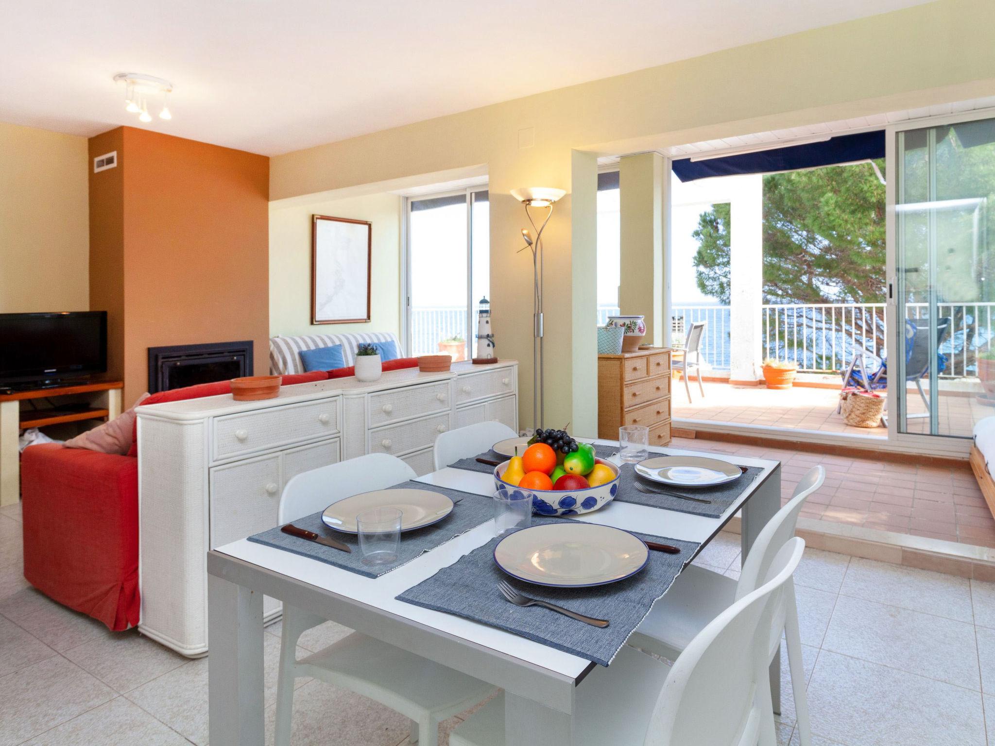 Foto 2 - Apartamento de 2 habitaciones en Llançà con terraza y vistas al mar