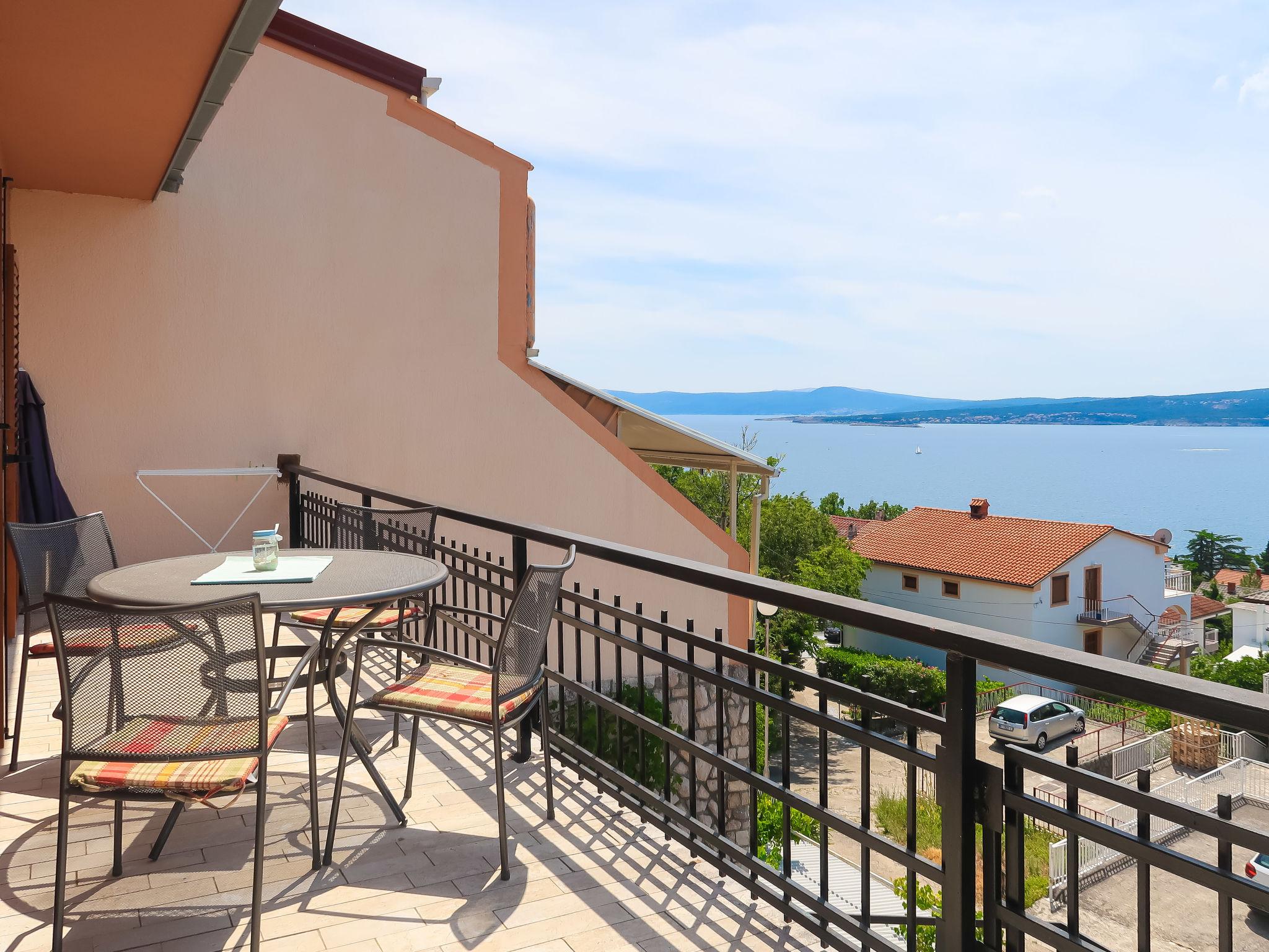 Foto 14 - Apartamento de 2 habitaciones en Crikvenica con terraza y vistas al mar