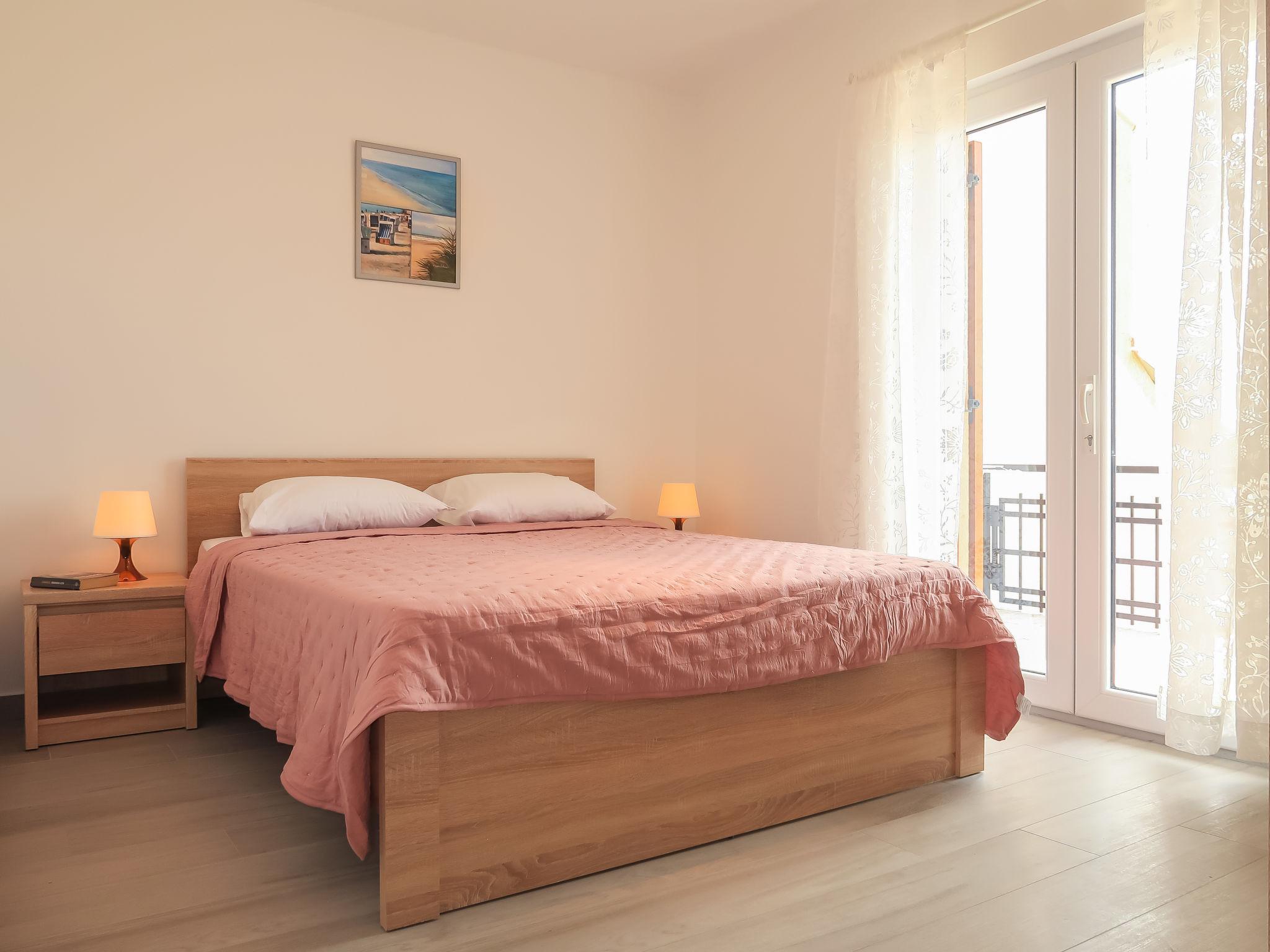 Foto 17 - Apartamento de 2 quartos em Crikvenica com terraço e vistas do mar
