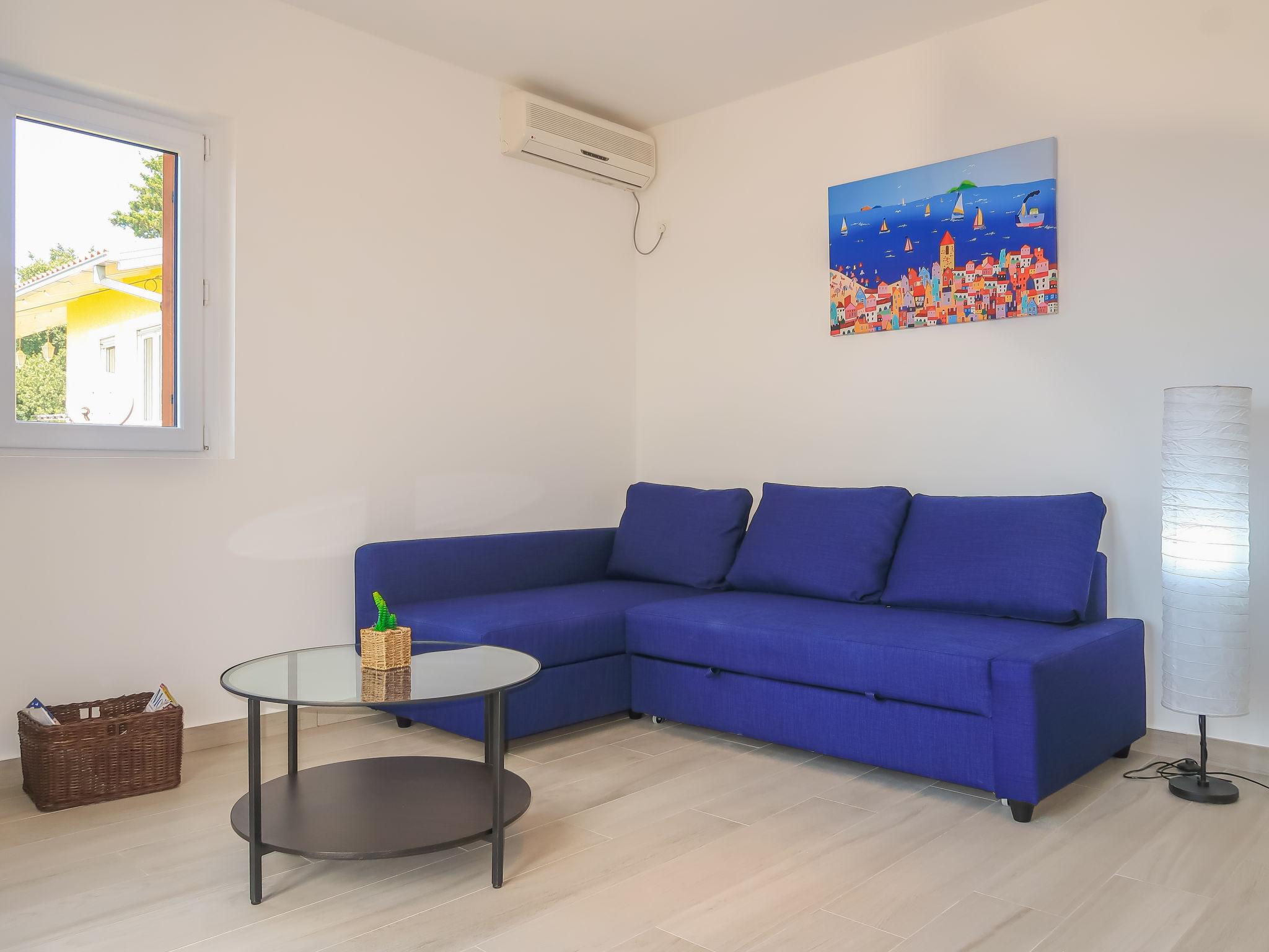 Foto 6 - Apartamento de 2 quartos em Crikvenica com jardim e terraço