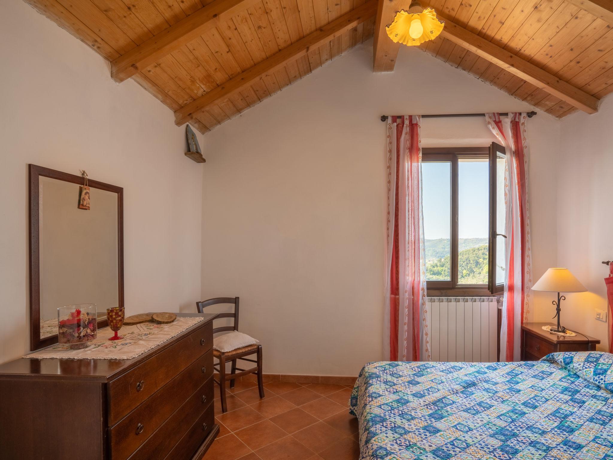 Photo 7 - Maison de 1 chambre à Diano San Pietro avec piscine privée et vues à la mer