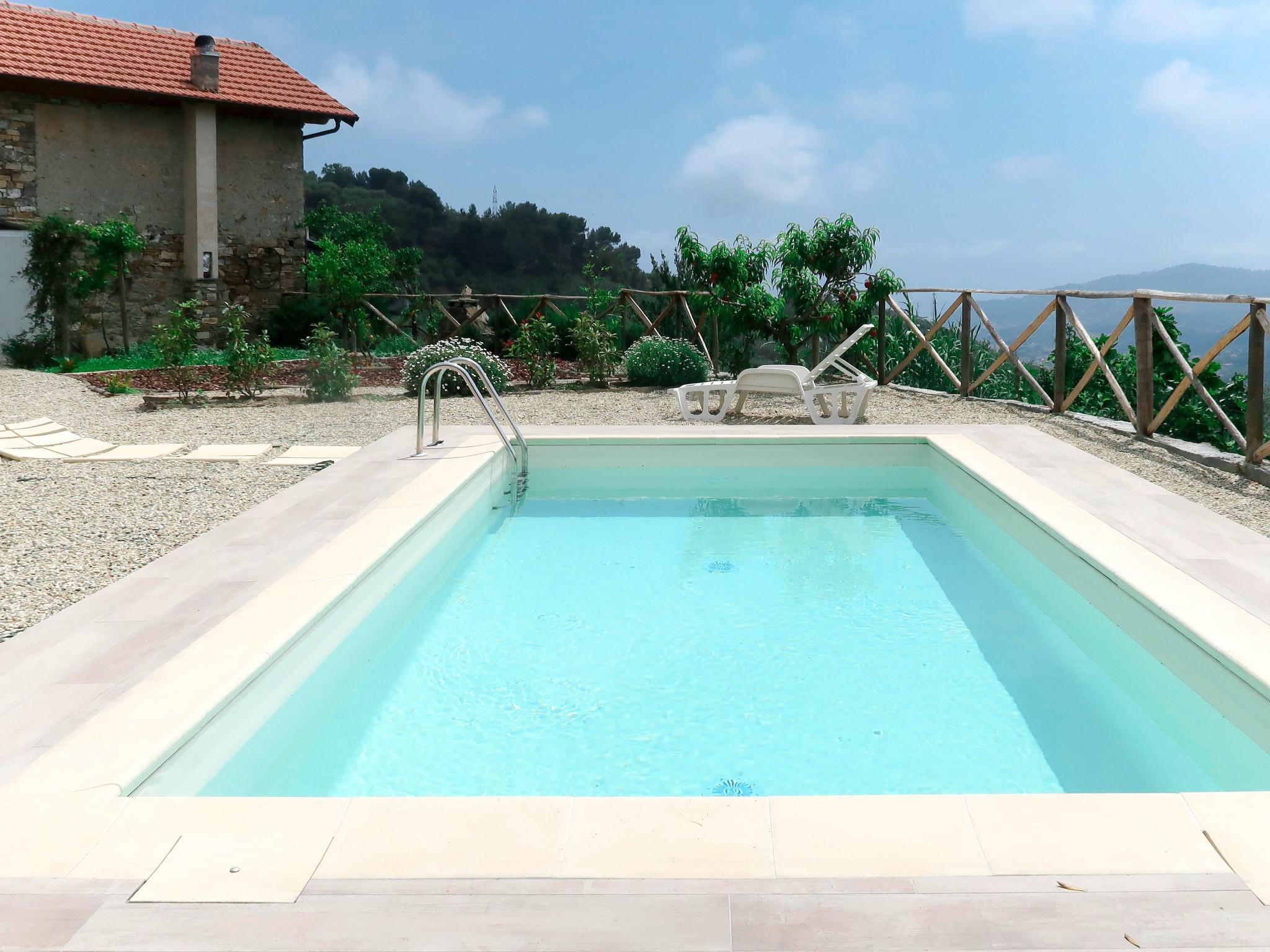 Foto 14 - Haus mit 1 Schlafzimmer in Diano San Pietro mit privater pool und blick aufs meer