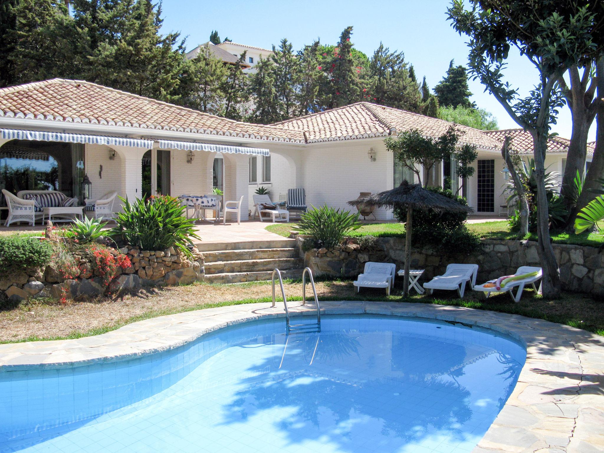 Foto 42 - Casa de 3 habitaciones en Benalmádena con piscina privada y jardín