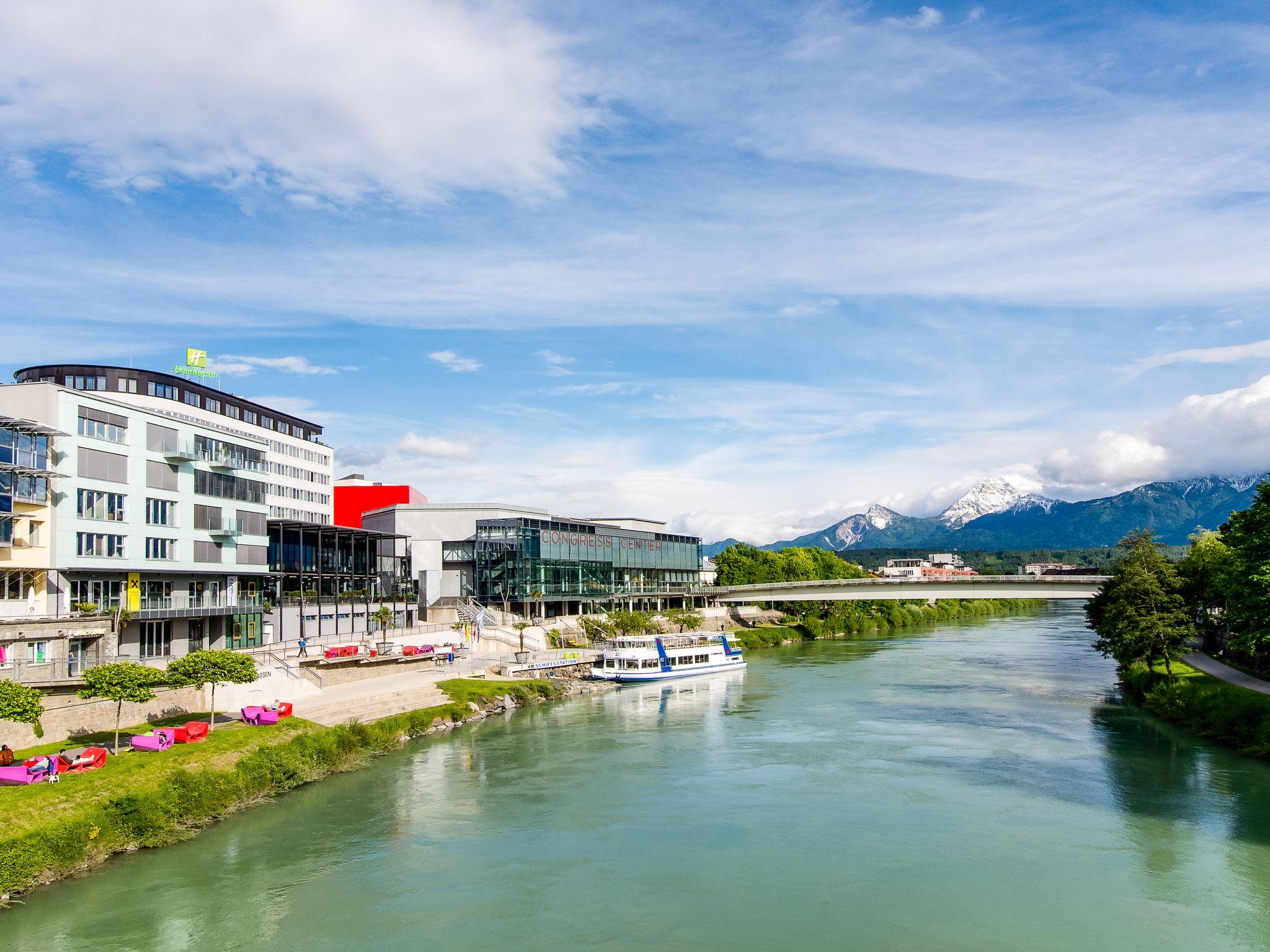 Foto 5 - Apartamento en Villach con sauna y vistas a la montaña