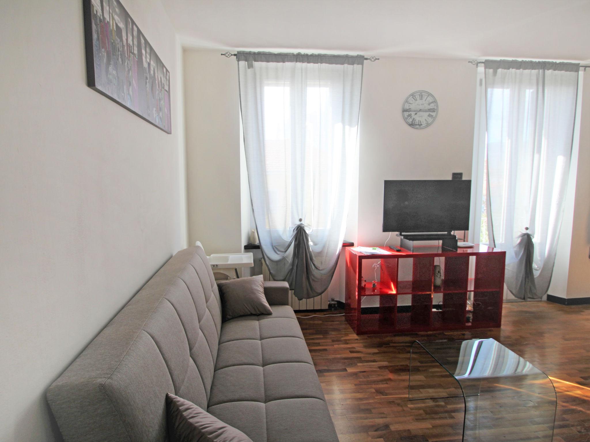 Photo 6 - 2 bedroom Apartment in Verbania with mountain view