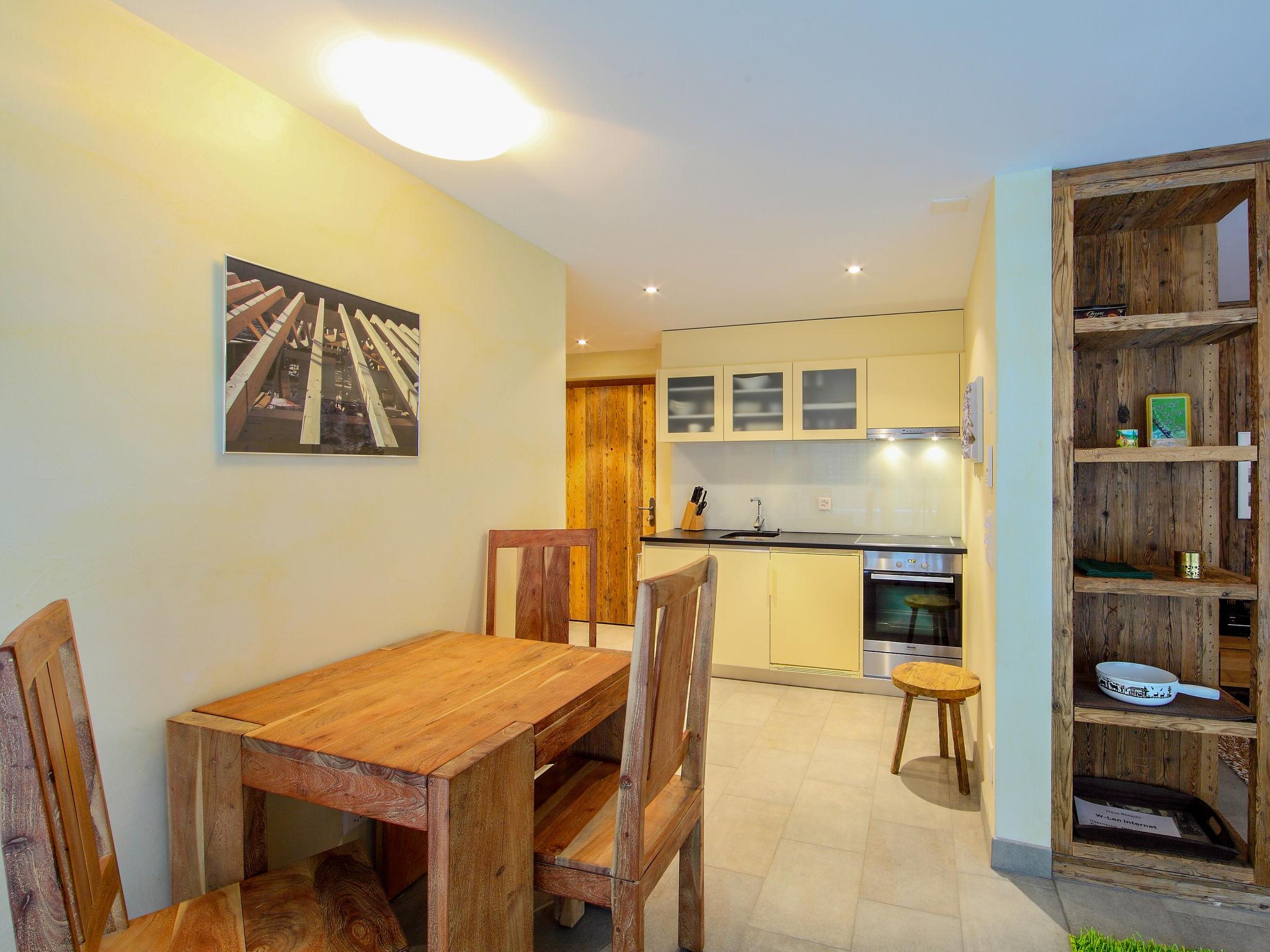 Photo 9 - Apartment in Zermatt with terrace and mountain view