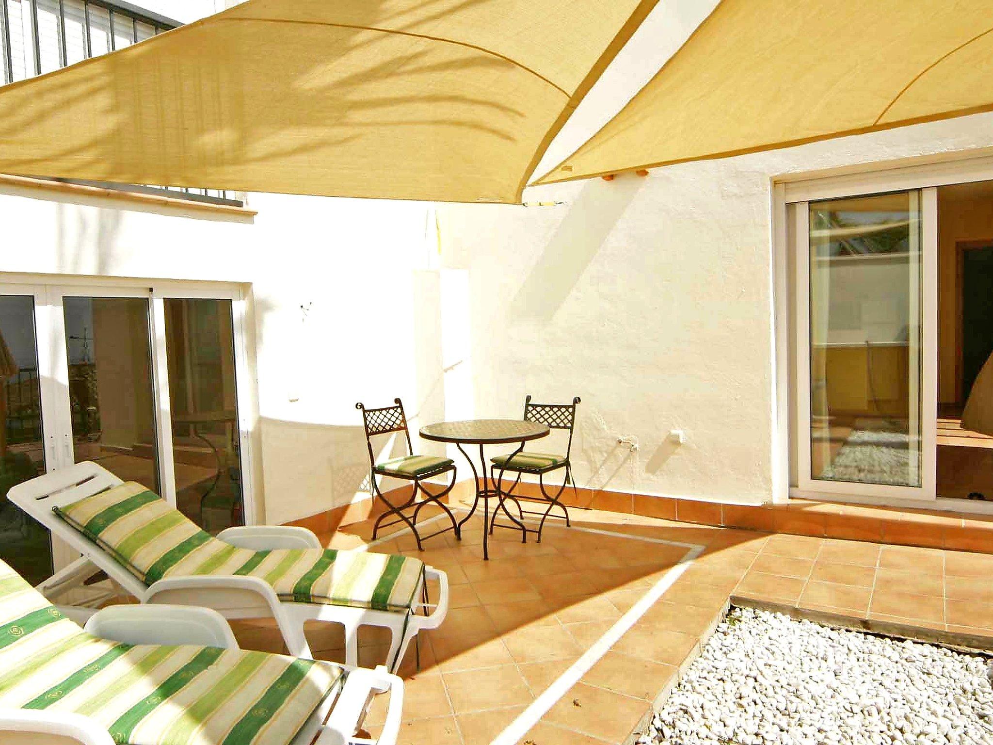 Photo 3 - 2 bedroom Apartment in Almuñécar with swimming pool and garden