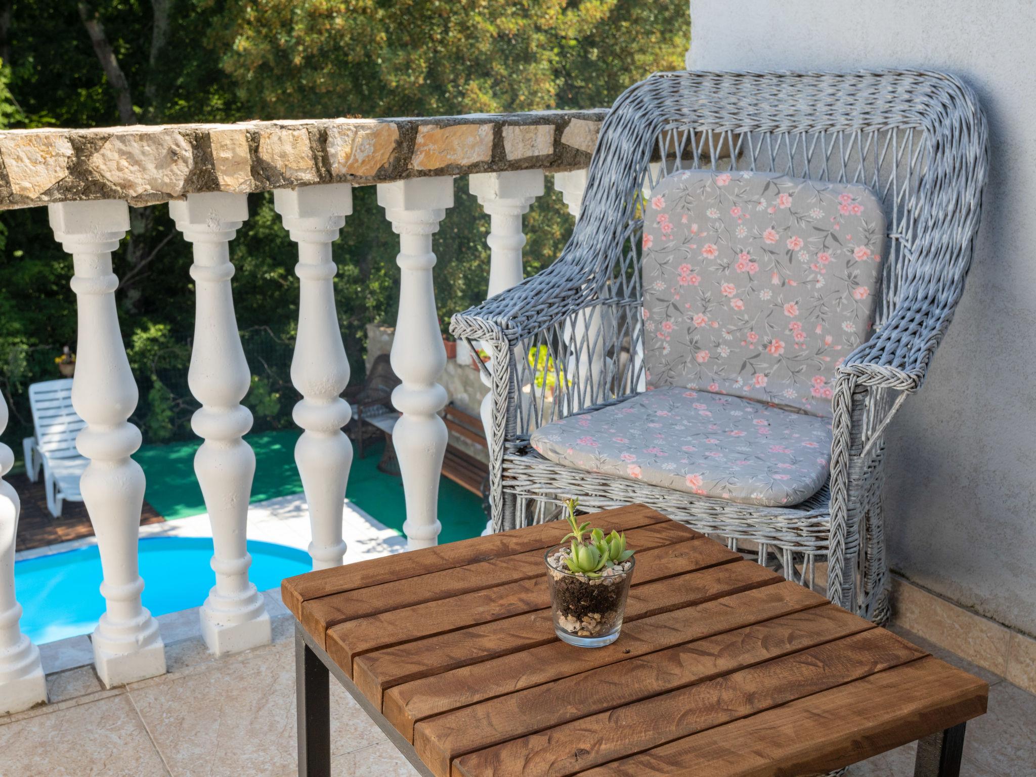 Photo 30 - Maison de 4 chambres à Dobrinj avec piscine privée et terrasse