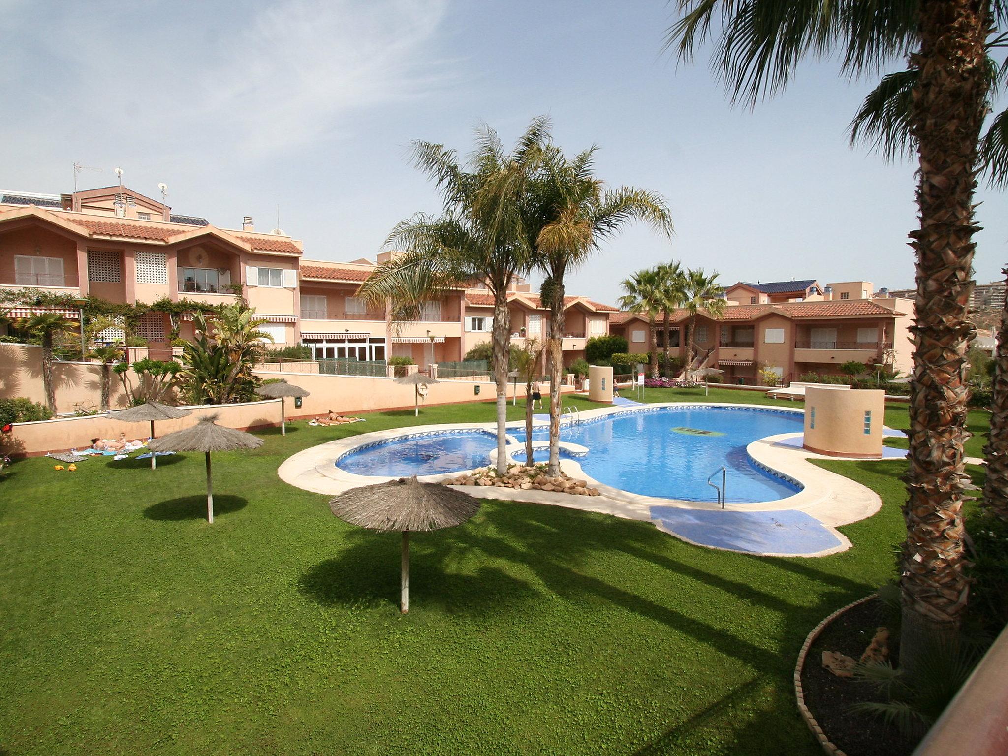 Photo 1 - Appartement de 2 chambres à Santa Pola avec piscine et vues à la mer