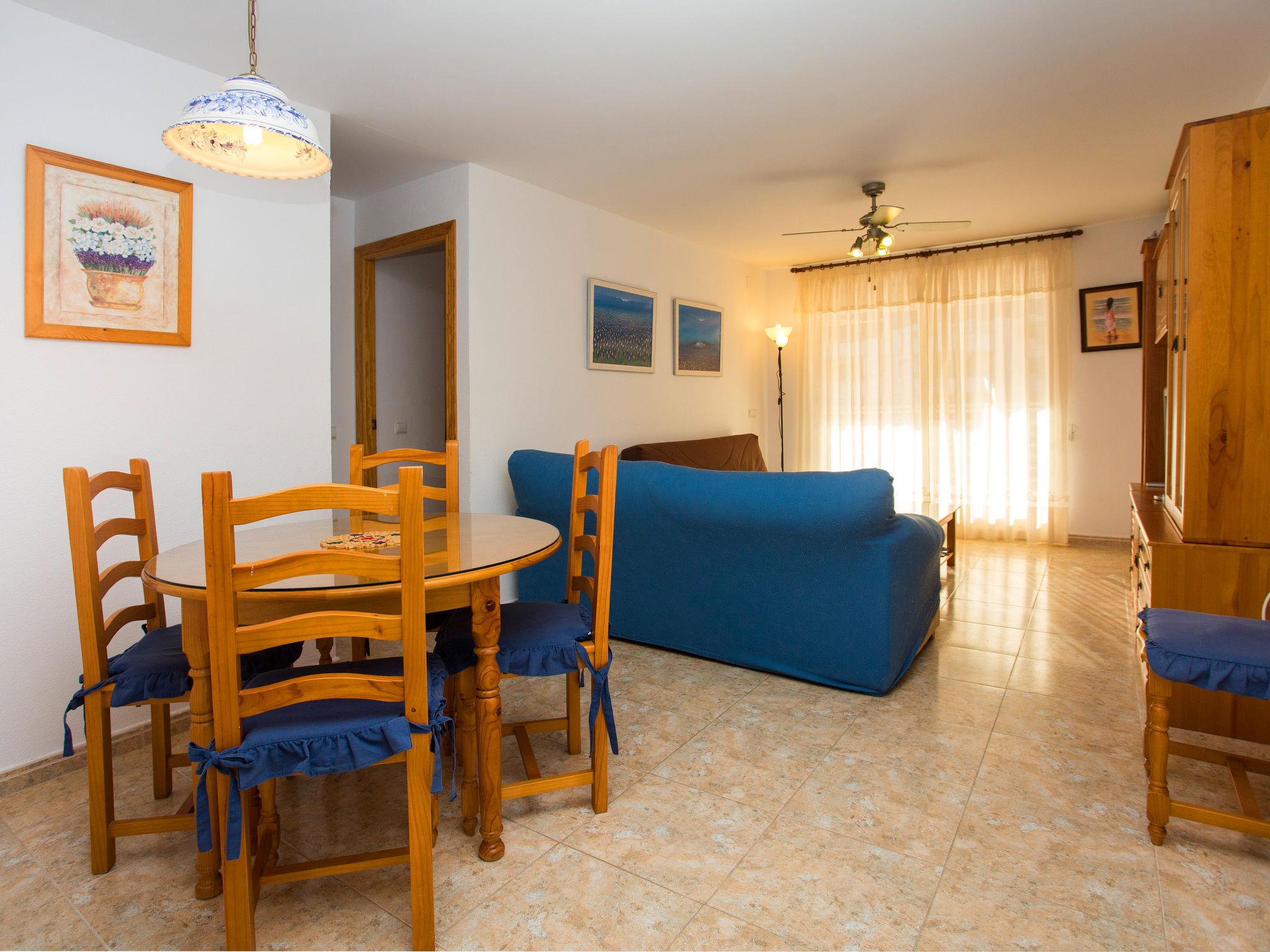 Foto 6 - Apartment mit 2 Schlafzimmern in Oropesa del Mar mit schwimmbad und terrasse