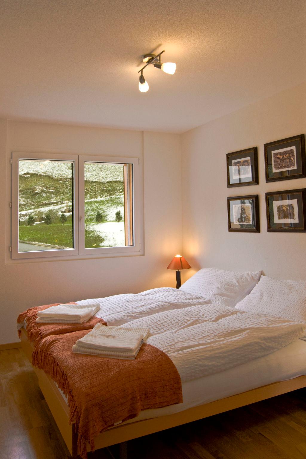 Foto 8 - Appartamento con 4 camere da letto a Leukerbad con sauna e vasca idromassaggio