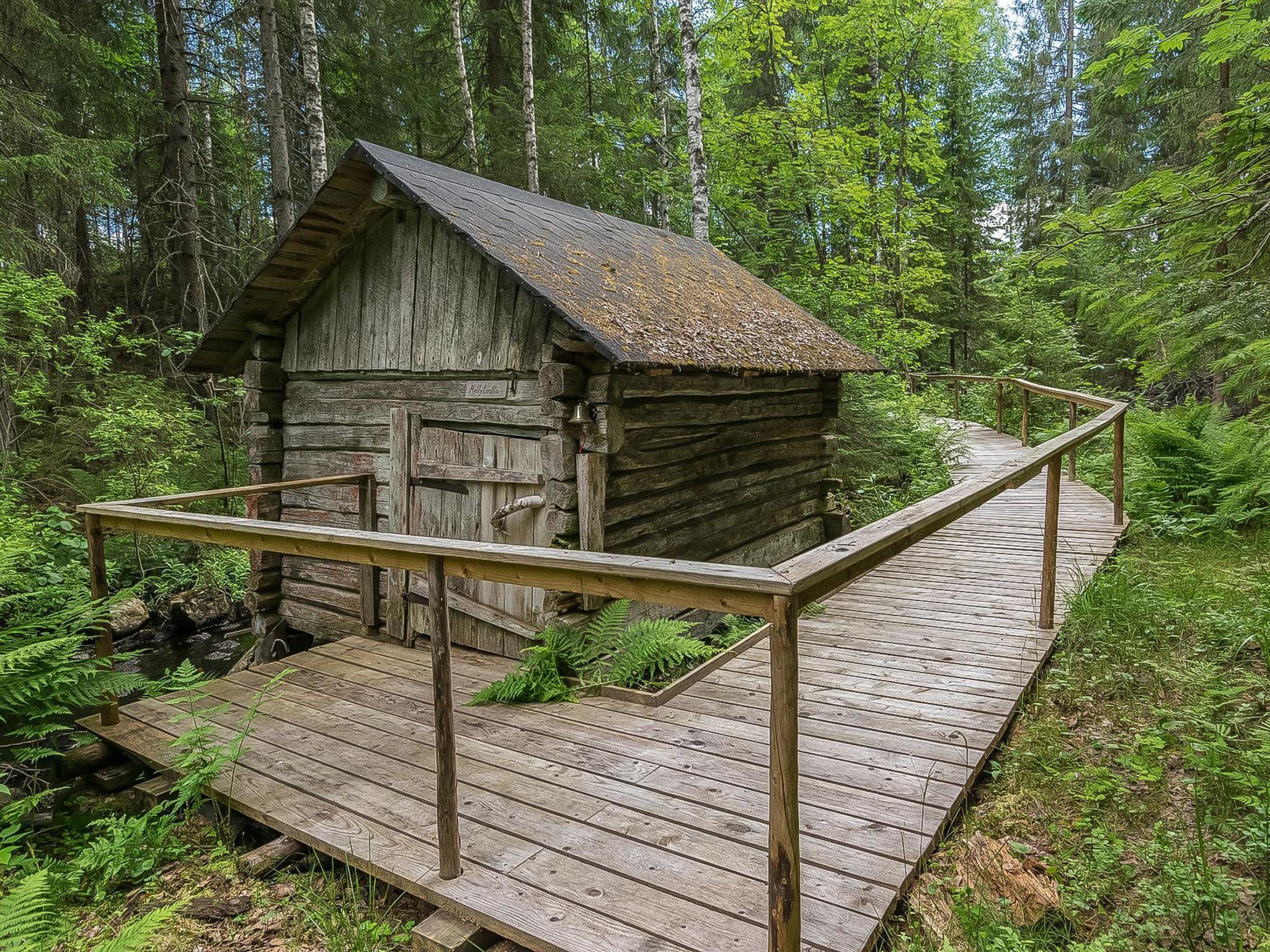Foto 10 - Casa de 7 quartos em Pieksämäki com sauna