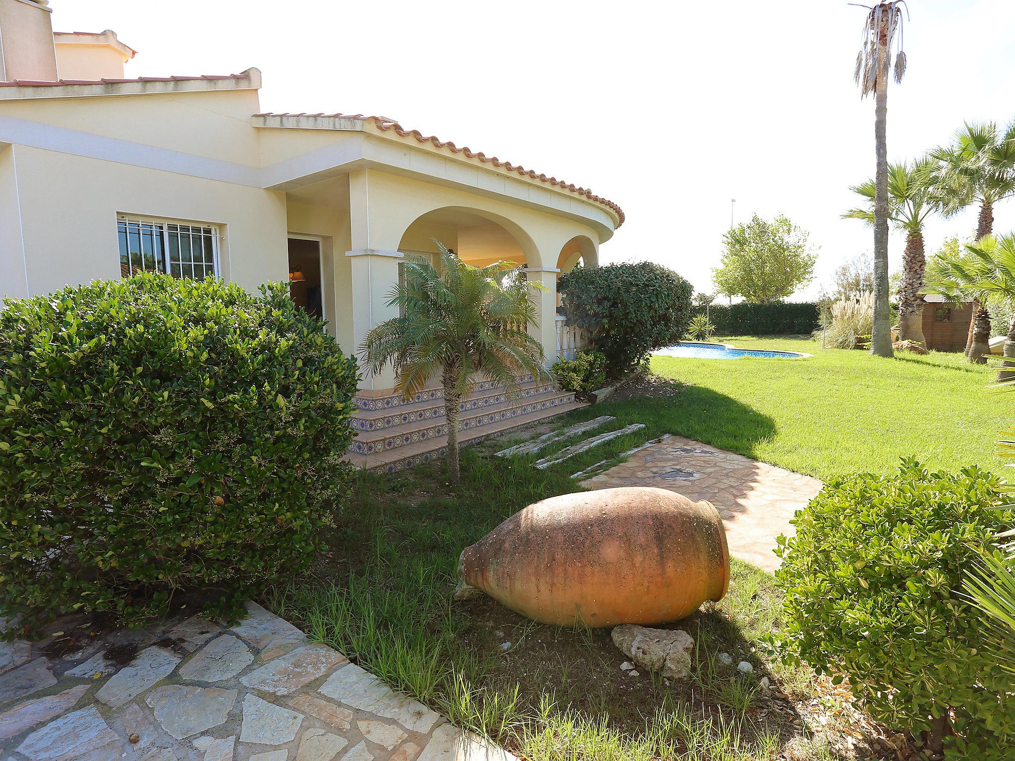 Photo 28 - 4 bedroom House in Deltebre with private pool and garden