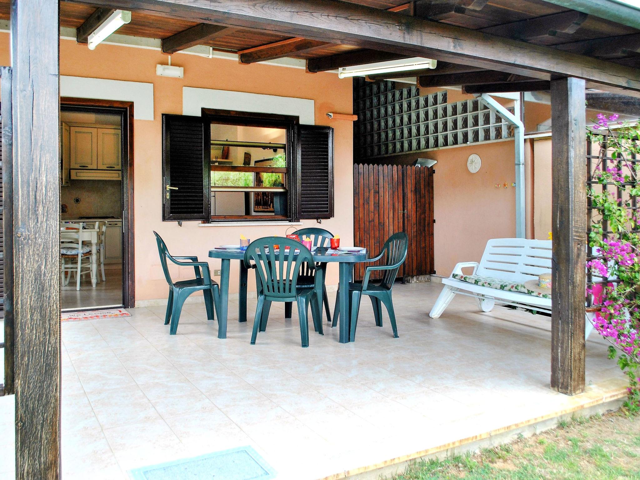 Photo 2 - Maison de 2 chambres à Fondi avec terrasse et vues à la mer