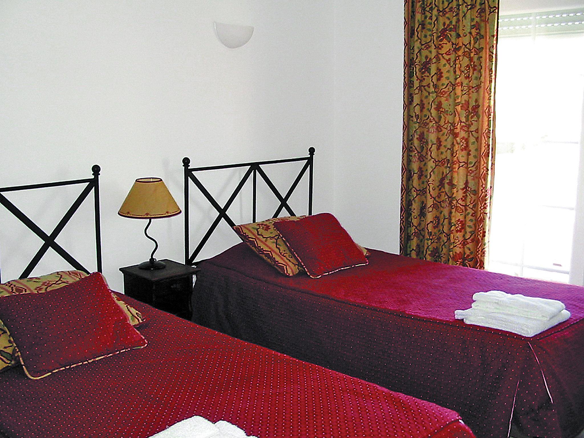 Foto 9 - Casa con 5 camere da letto a Óbidos con piscina e vista mare