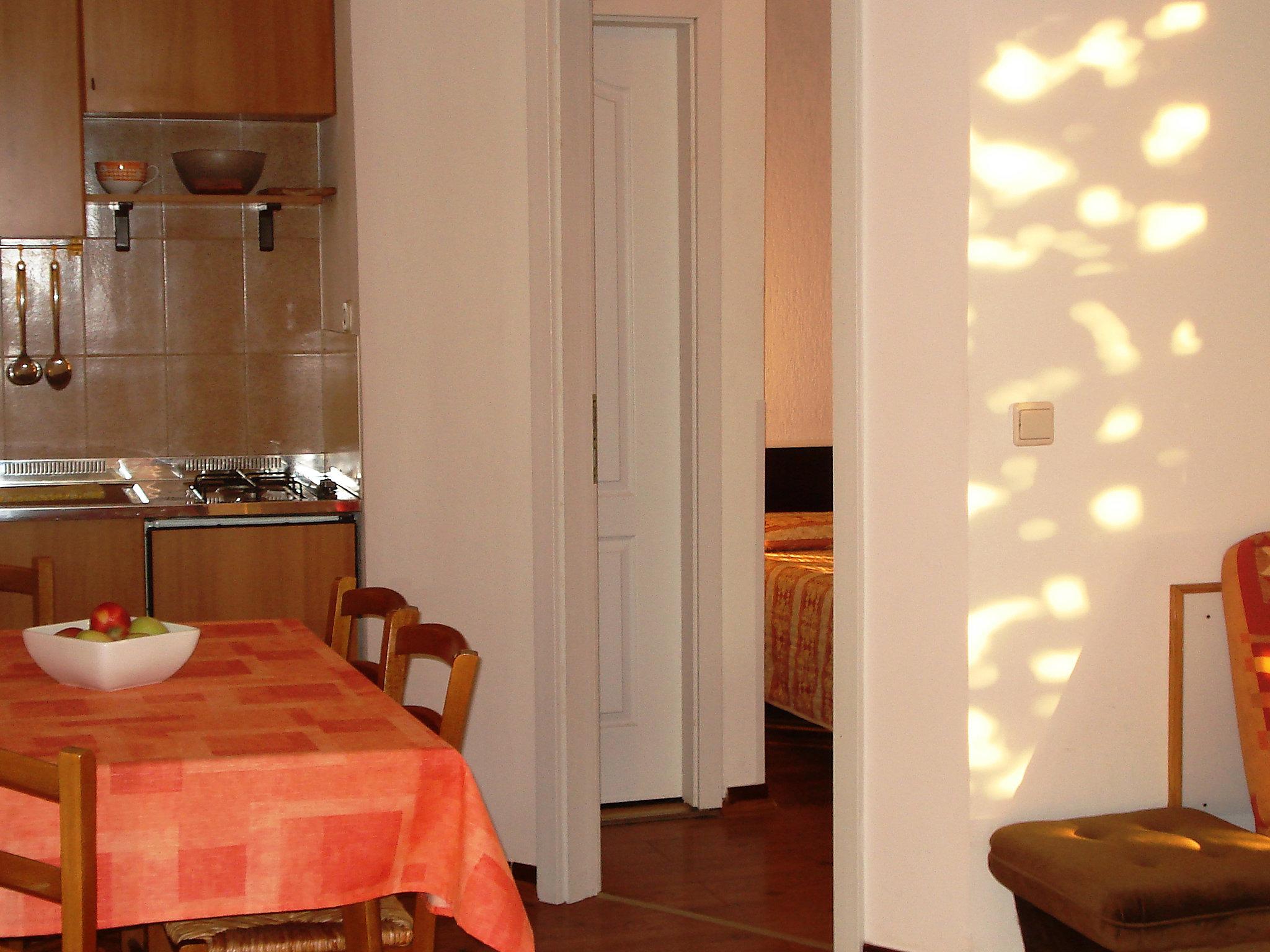 Foto 5 - Apartamento de 1 habitación en Marčana con jardín y vistas al mar