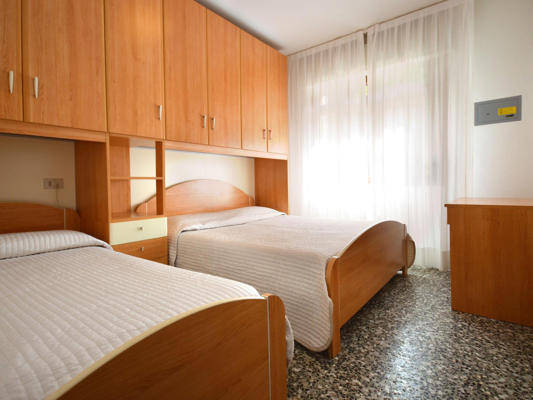 Foto 10 - Apartamento de 2 quartos em San Michele al Tagliamento com terraço e vistas do mar