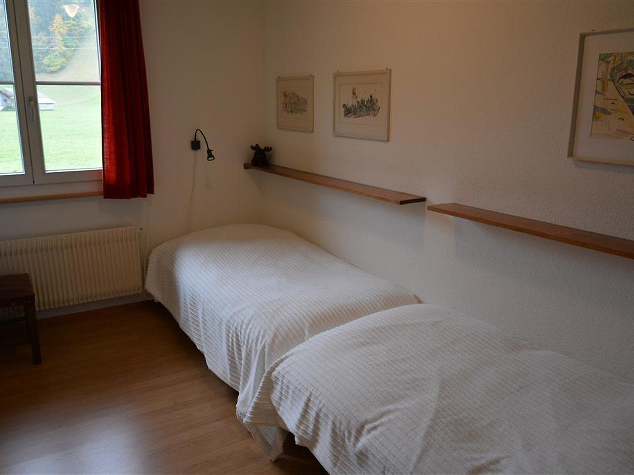 Foto 11 - Appartamento con 3 camere da letto a Saanen