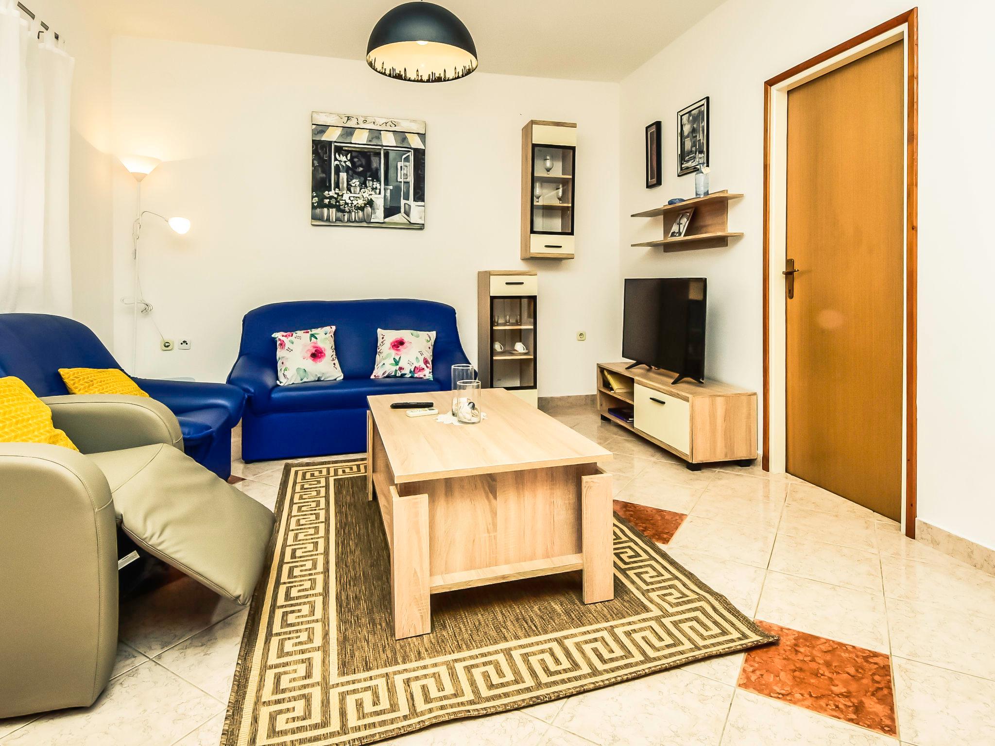 Foto 4 - Apartment mit 2 Schlafzimmern in Obrovac mit terrasse