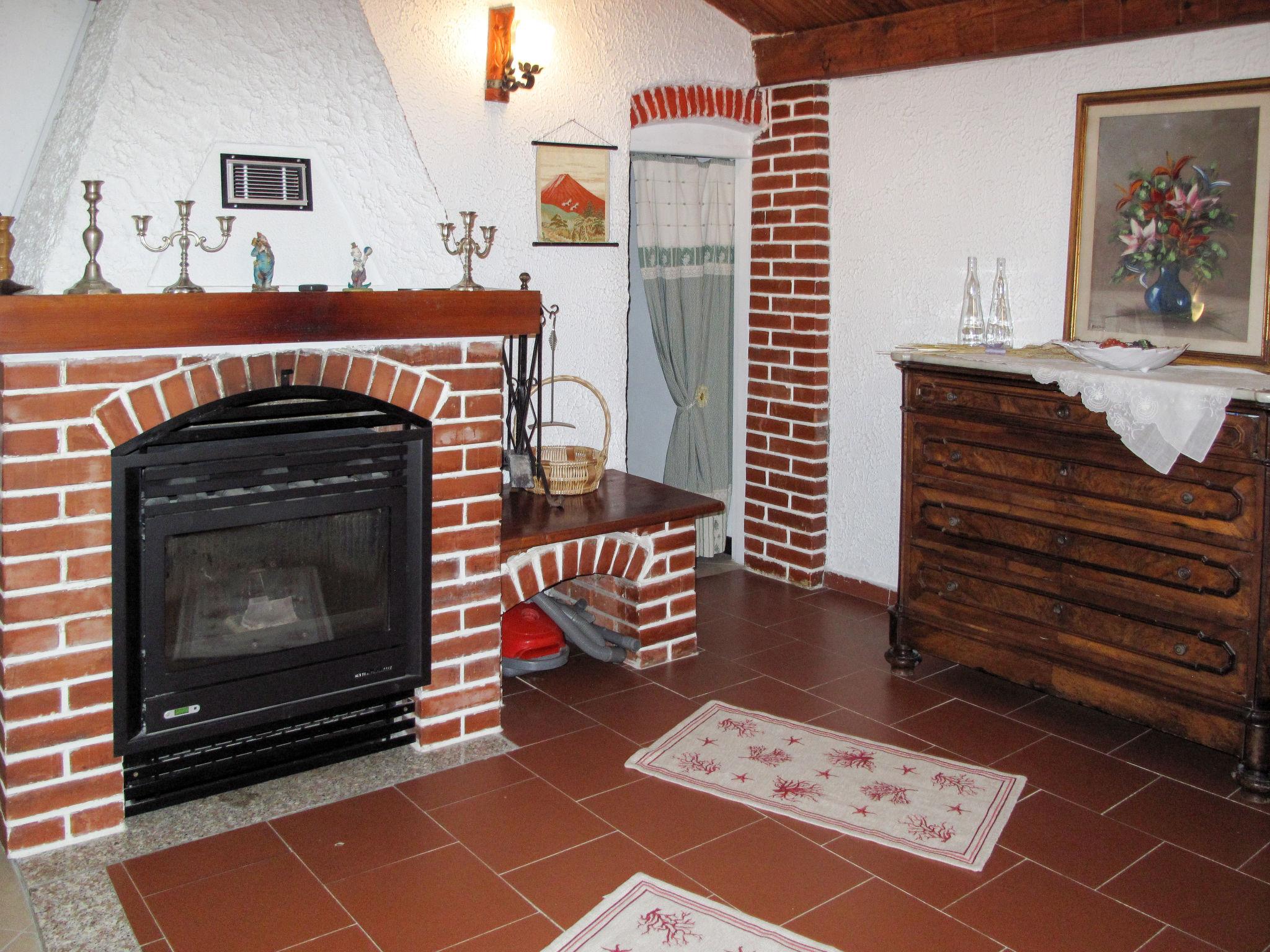 Photo 10 - 3 bedroom Apartment in Dolcedo with garden and terrace