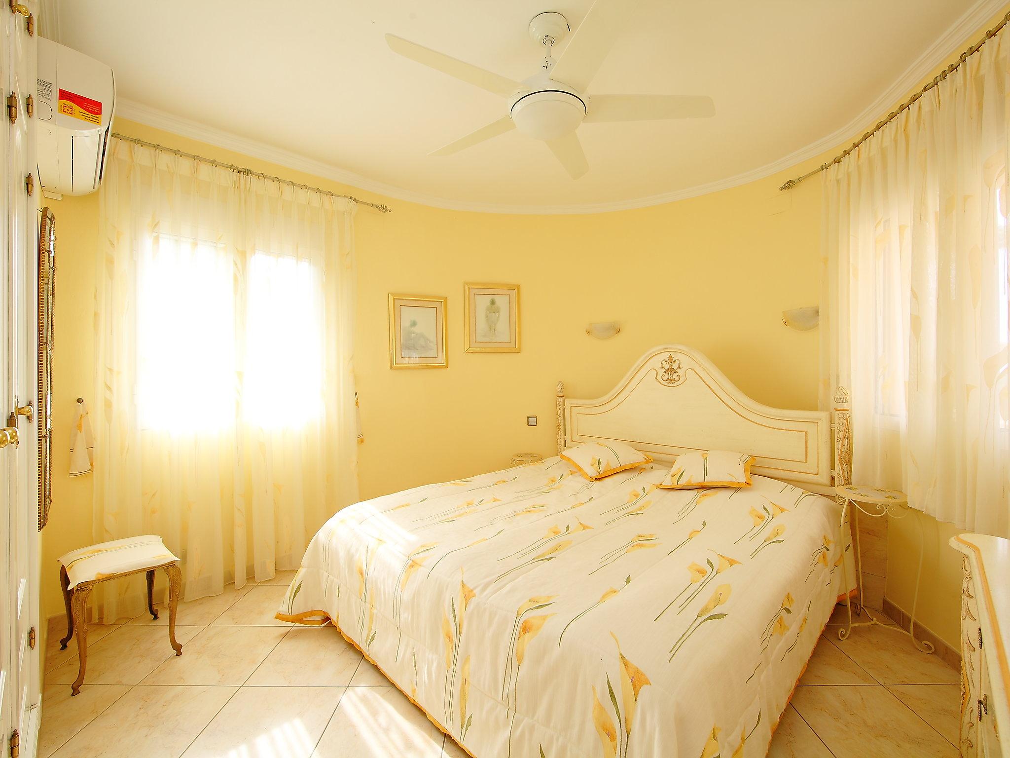 Photo 5 - 3 bedroom House in Teulada with private pool and garden