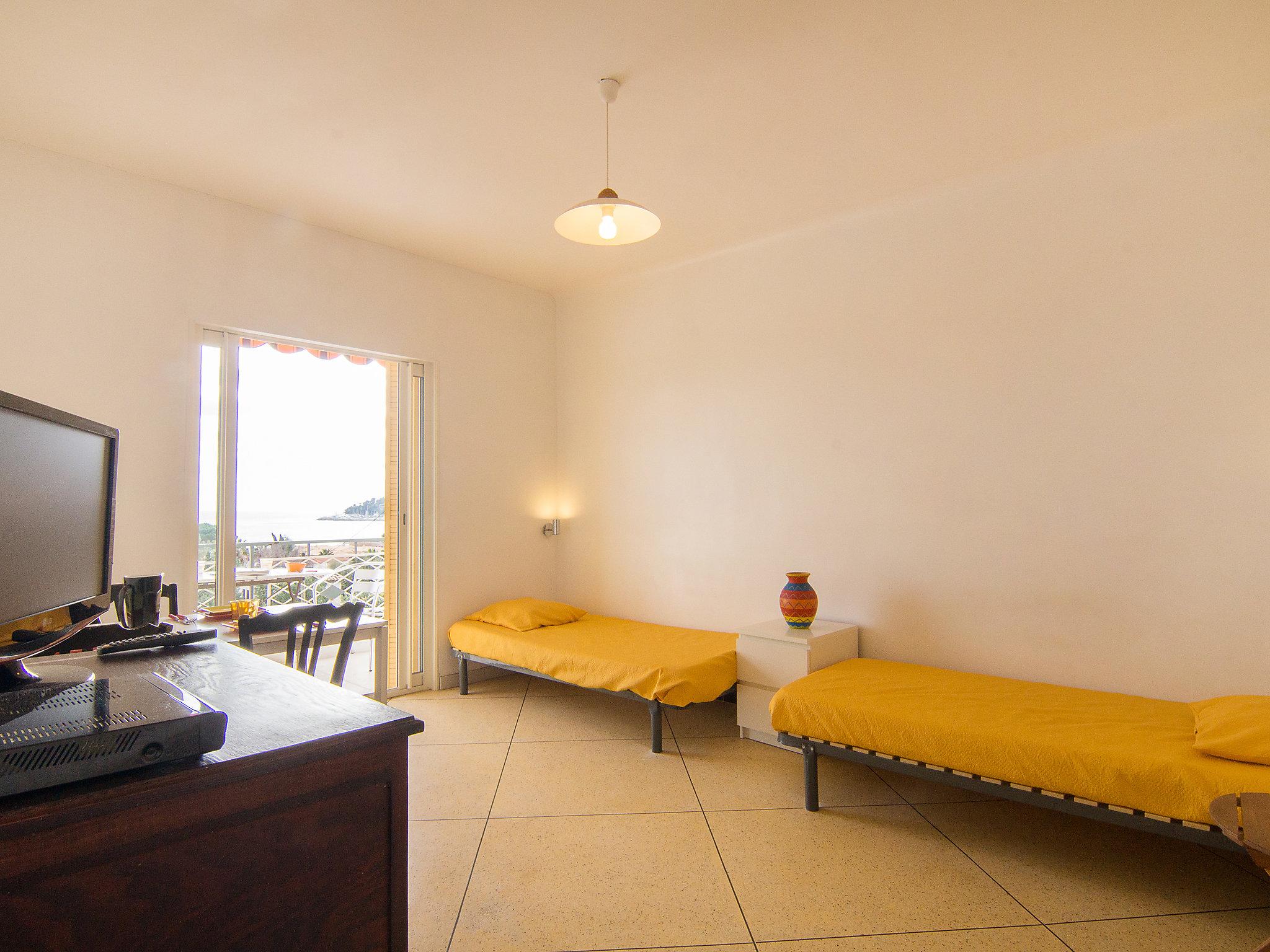 Foto 9 - Apartamento de 1 habitación en Cavalaire-sur-Mer