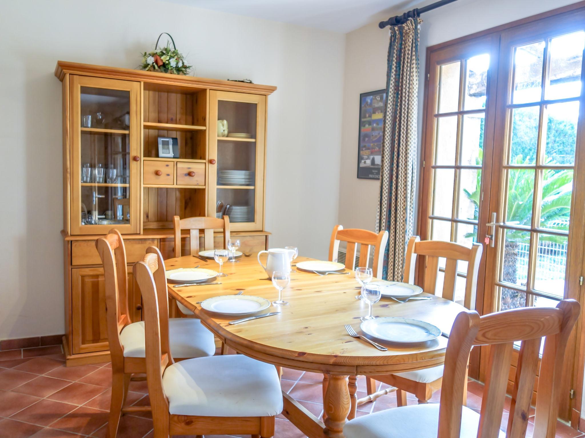 Photo 2 - Maison de 3 chambres à Cavalaire-sur-Mer avec piscine privée et jardin