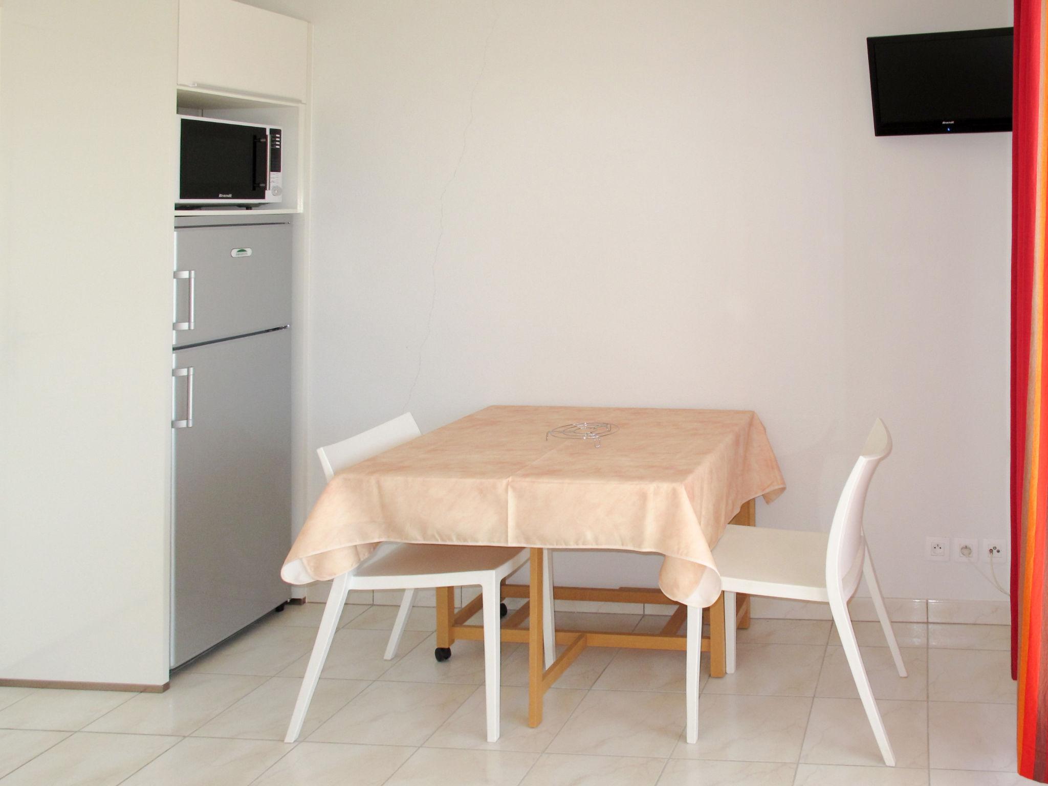 Foto 5 - Apartamento de 1 quarto em Biscarrosse com piscina e jardim