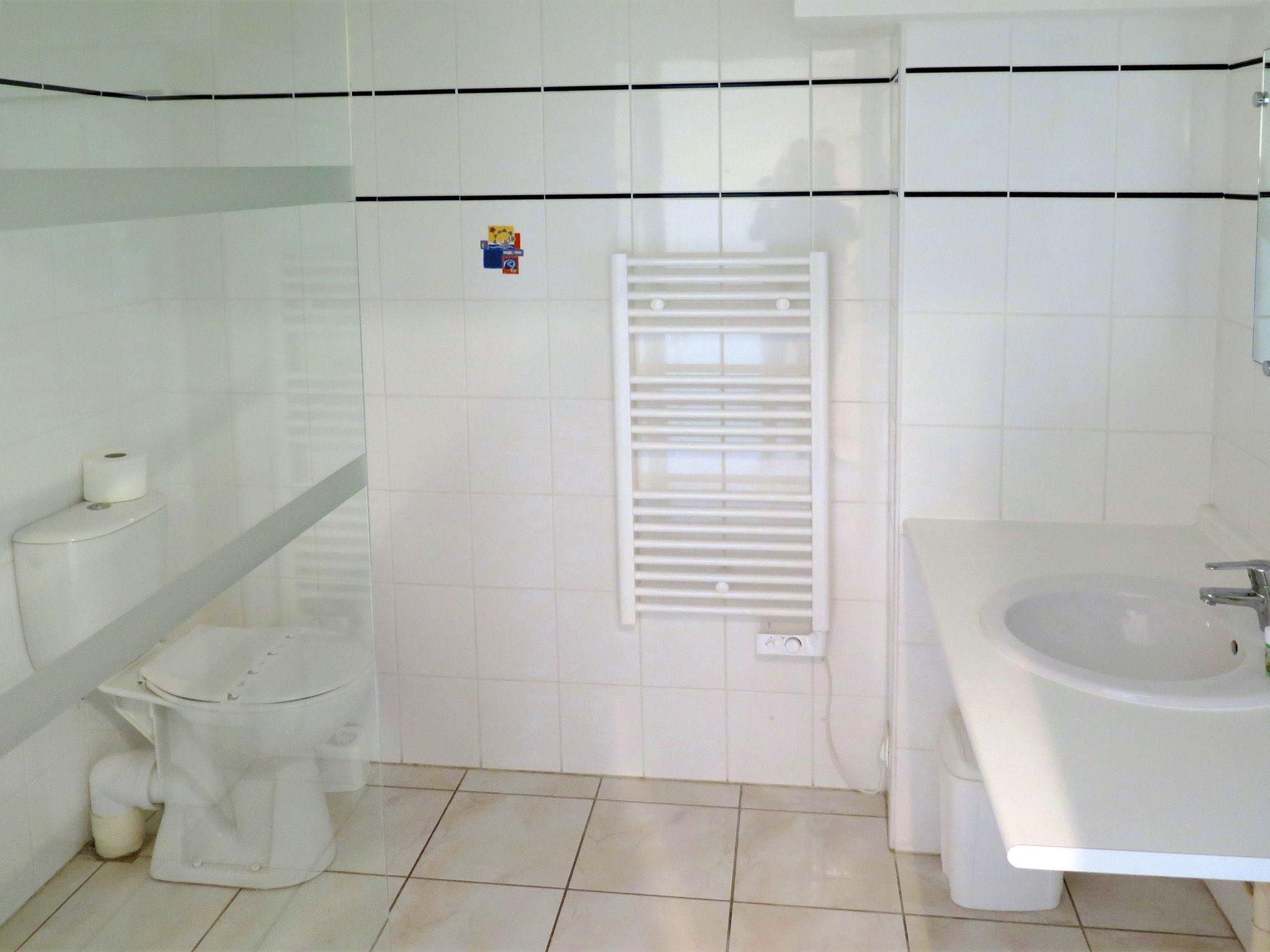 Foto 8 - Apartamento de 1 quarto em Biscarrosse com piscina e jardim