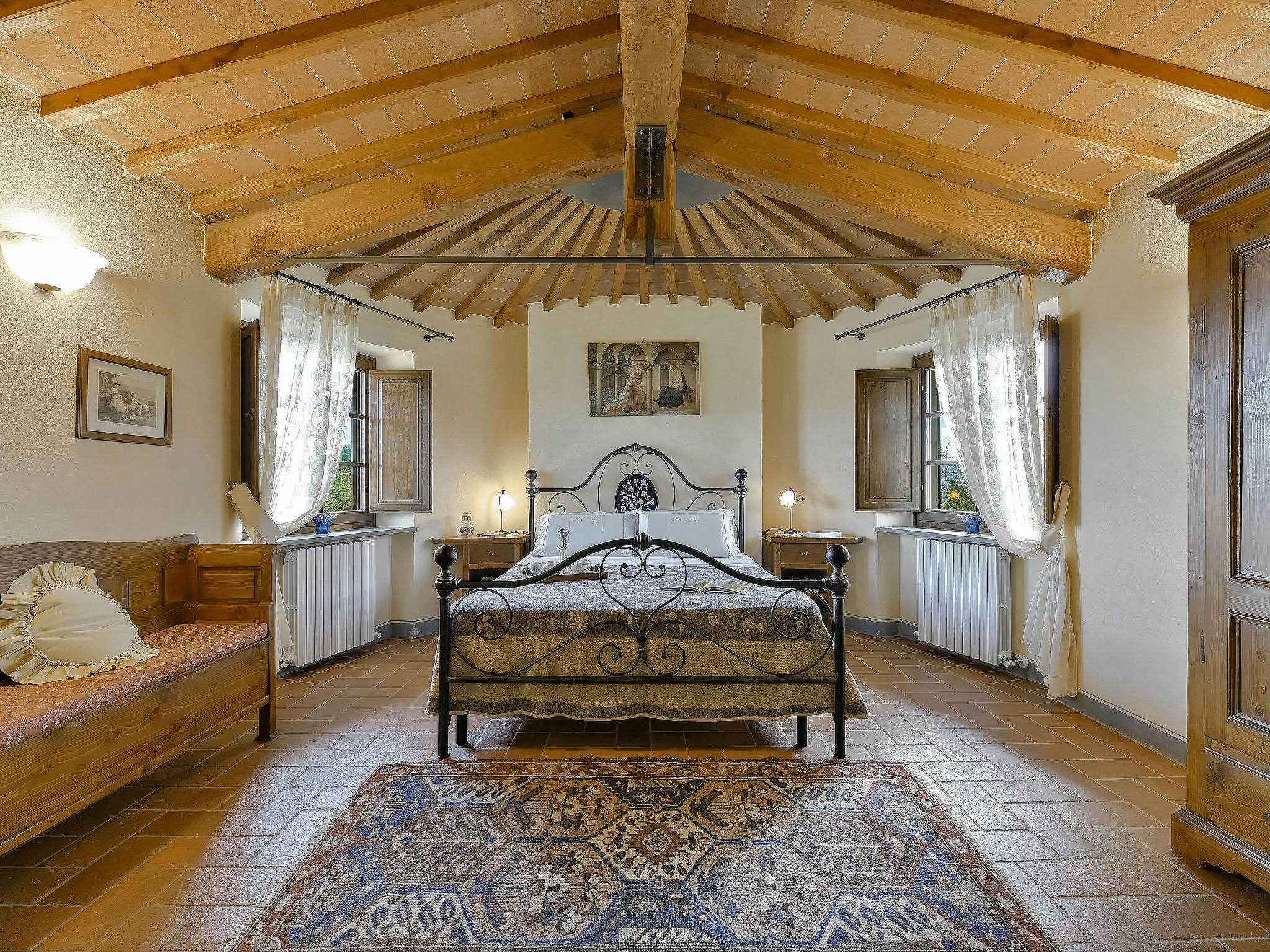 Foto 12 - Haus mit 3 Schlafzimmern in Radda in Chianti mit privater pool und garten