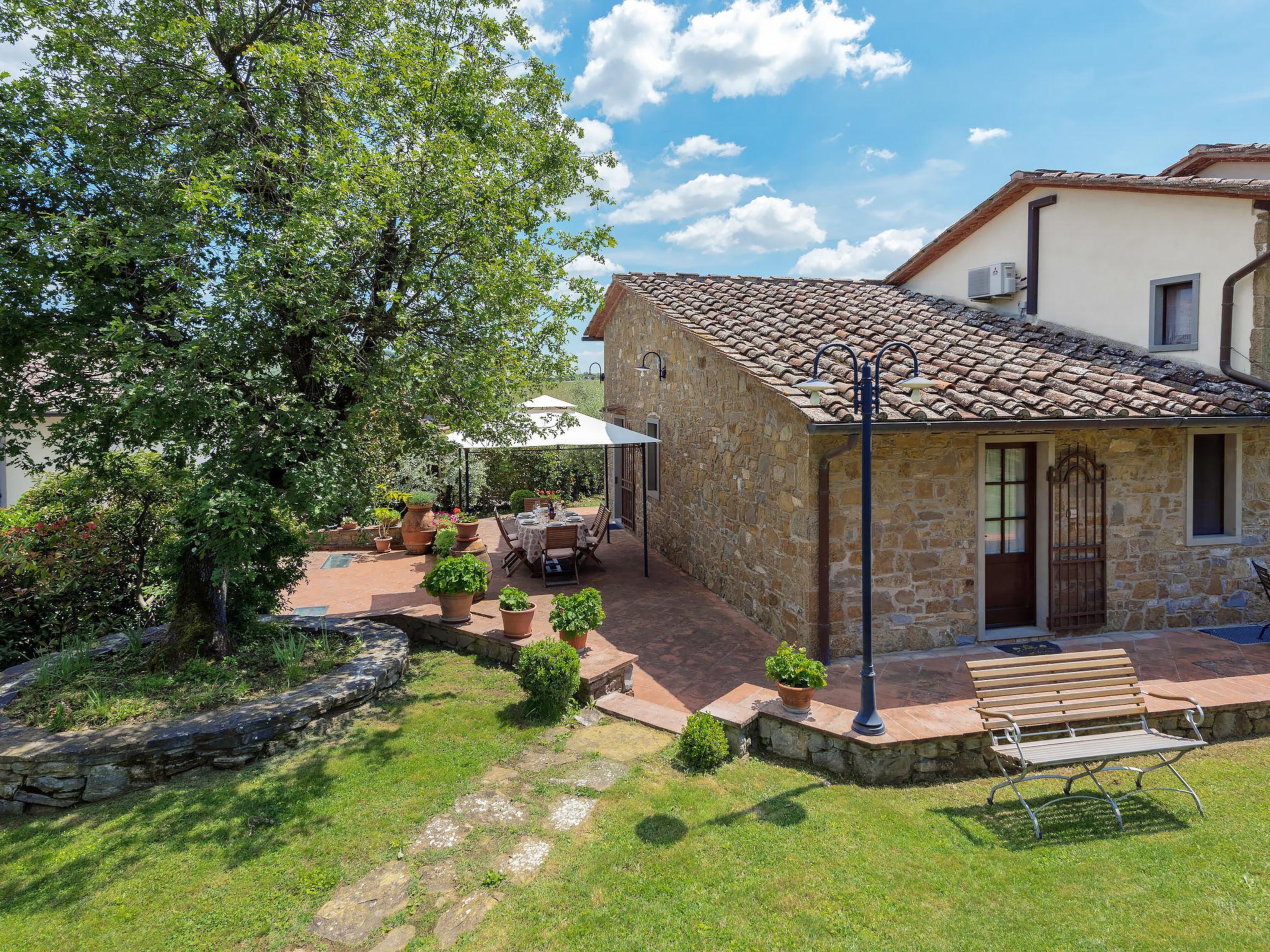 Foto 37 - Casa con 3 camere da letto a Radda in Chianti con piscina privata e giardino