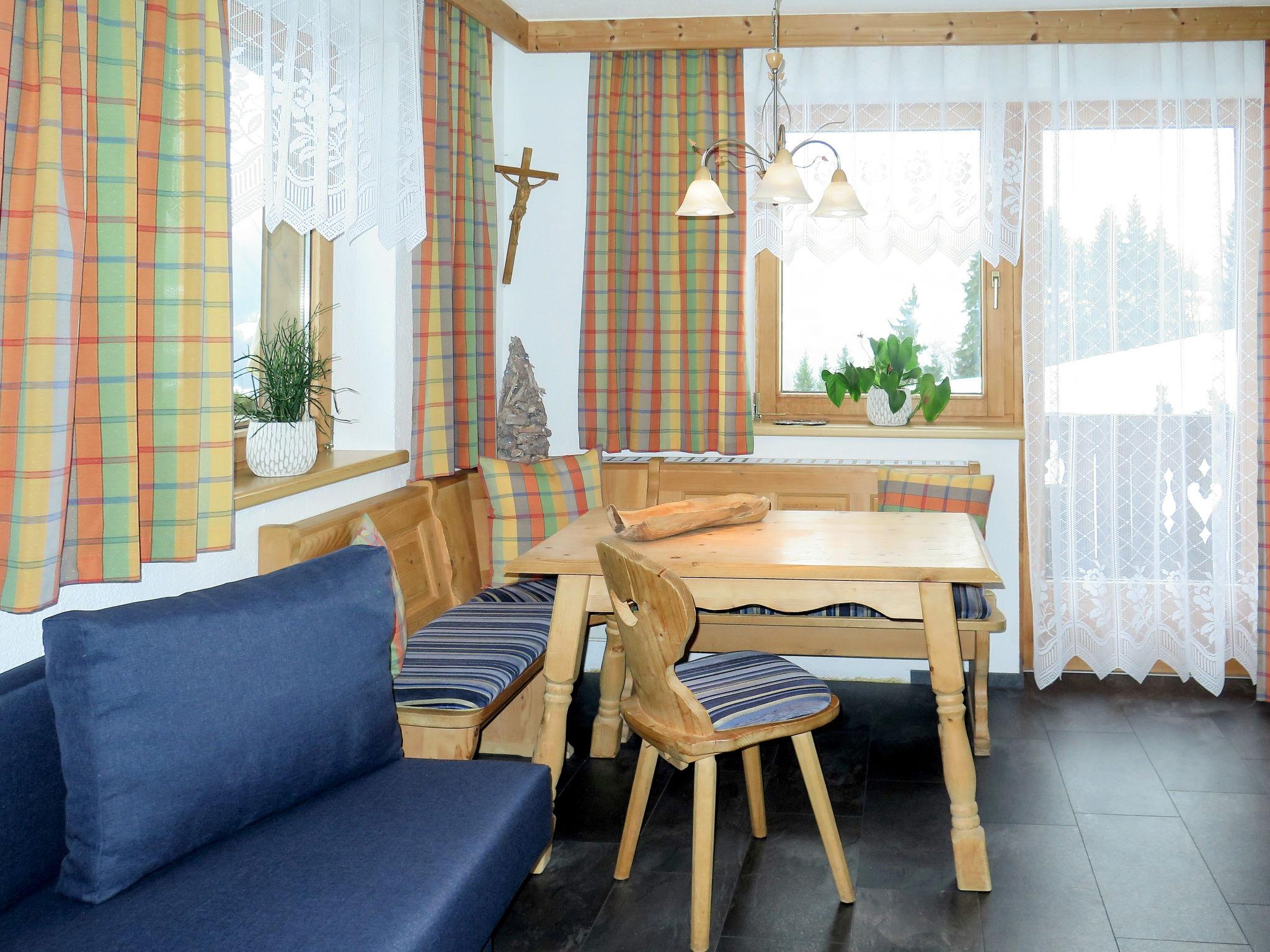 Foto 6 - Appartamento con 1 camera da letto a Kaltenbach con vista sulle montagne