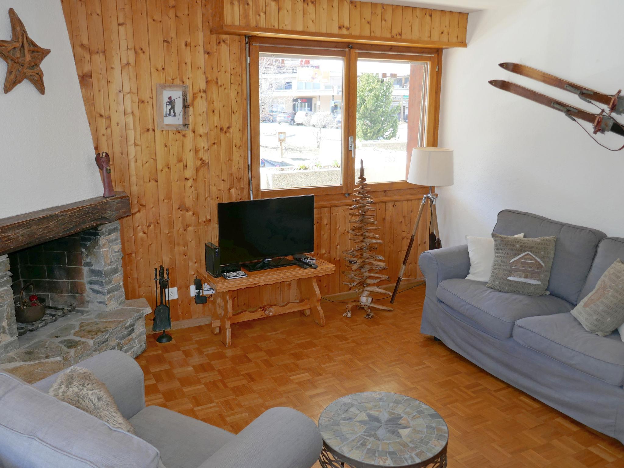 Foto 6 - Apartamento de 2 quartos em Nendaz com piscina e vista para a montanha