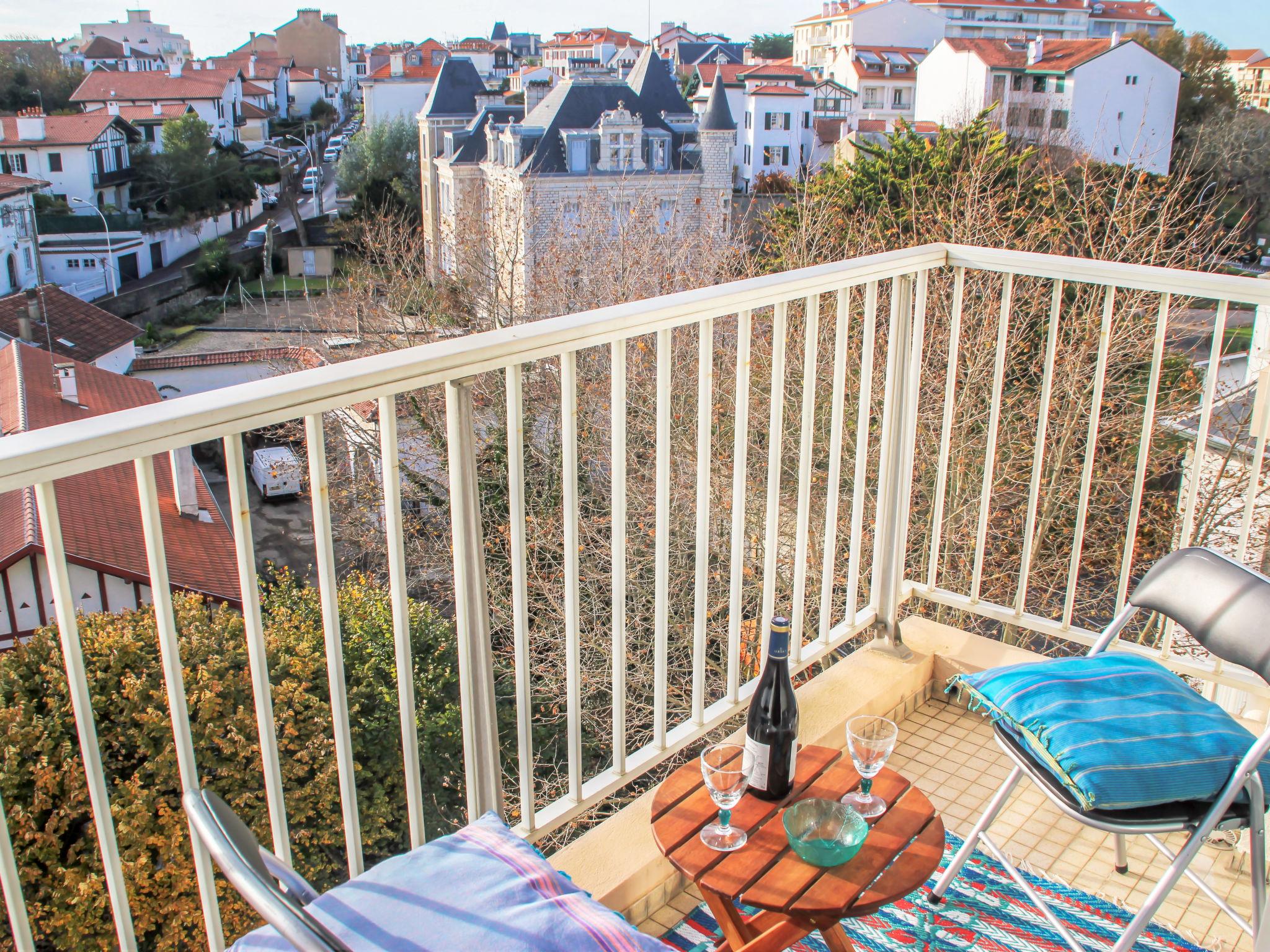 Photo 18 - Apartment in Biarritz with sea view