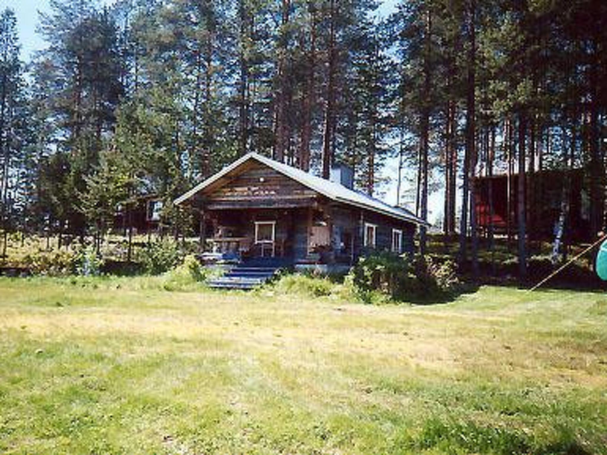 Foto 2 - Casa de 1 habitación en Pello con sauna y vistas a la montaña