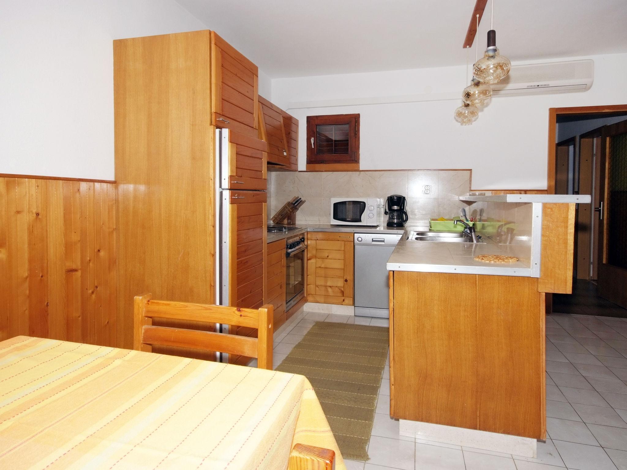 Photo 12 - 3 bedroom Apartment in Blato with terrace and sea view