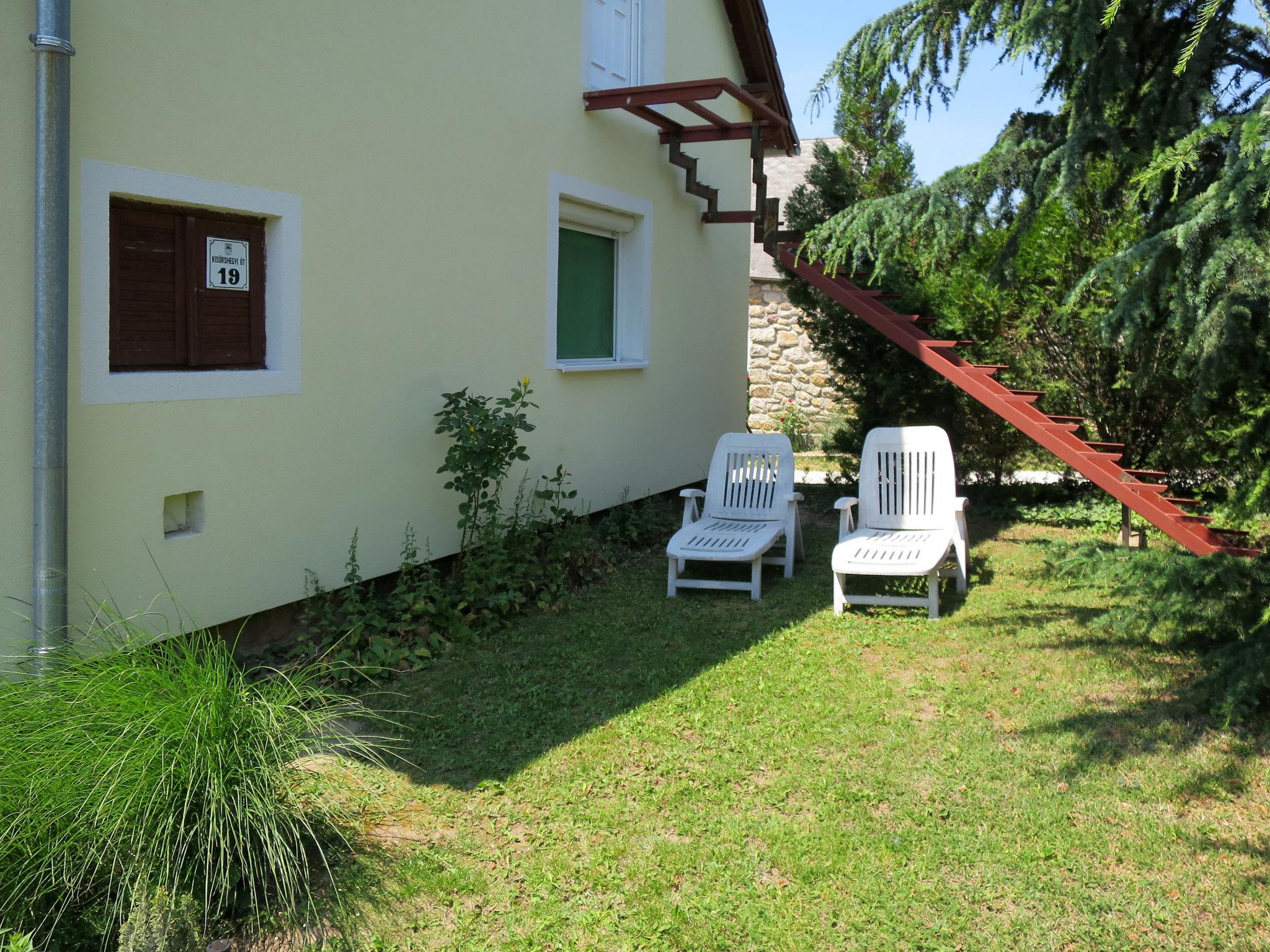 Foto 10 - Casa de 2 quartos em Badacsonytomaj com piscina privada e vistas do mar