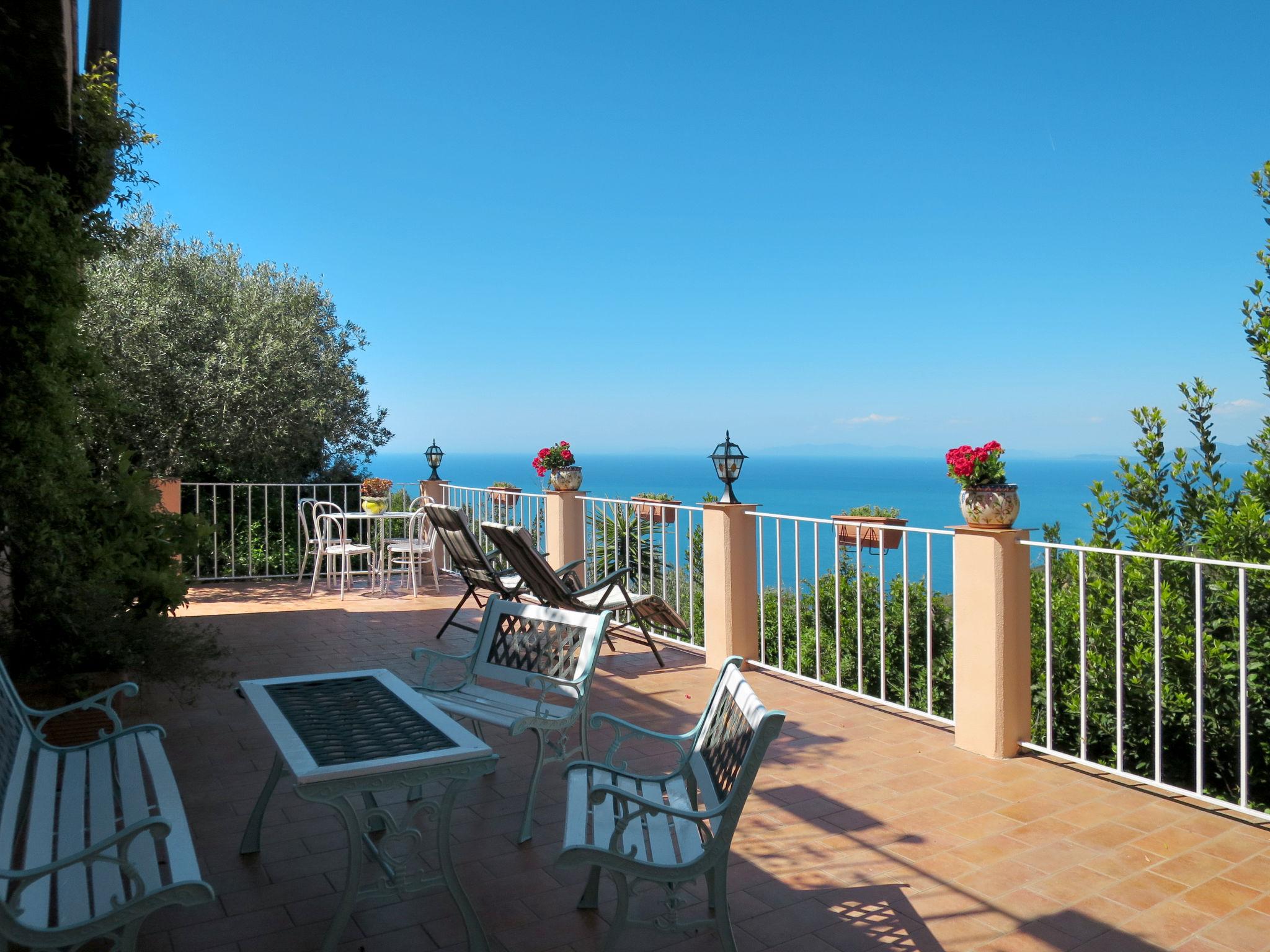 Foto 23 - Casa con 4 camere da letto a Monte Argentario con giardino e vista mare