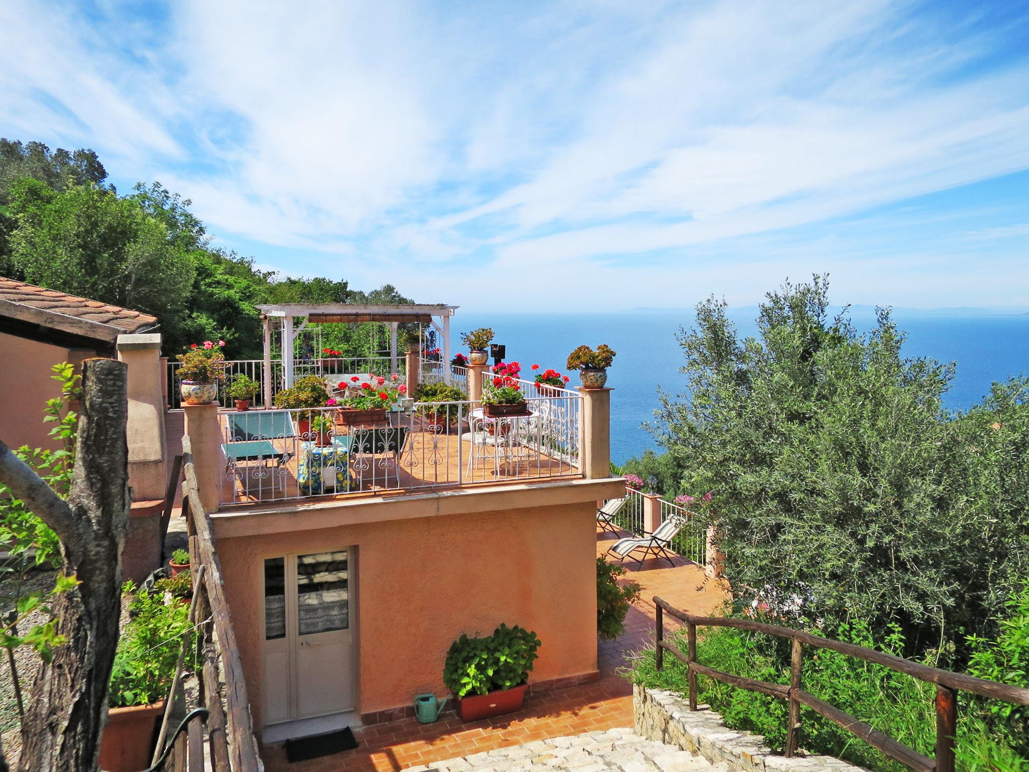 Foto 1 - Casa de 4 quartos em Monte Argentario com jardim e vistas do mar