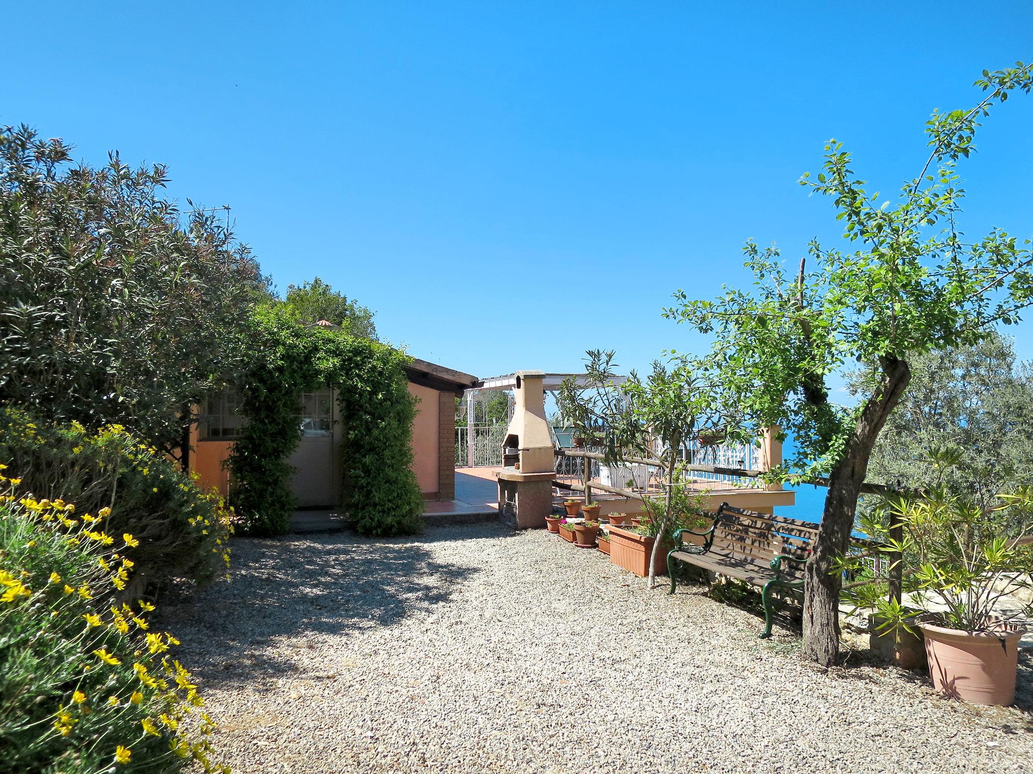 Foto 27 - Casa con 4 camere da letto a Monte Argentario con giardino e vista mare