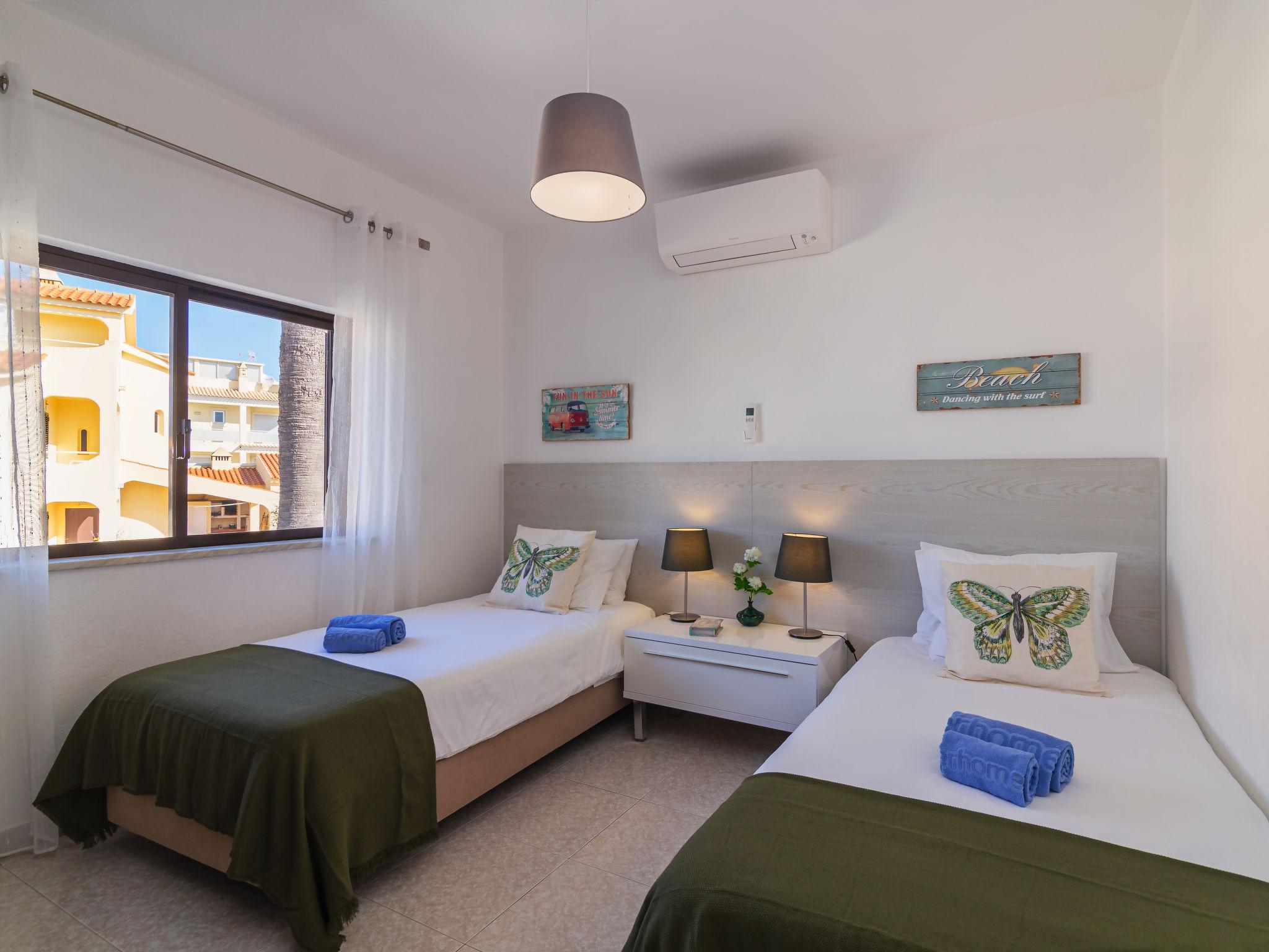 Foto 20 - Casa con 4 camere da letto a Albufeira con piscina privata e vista mare