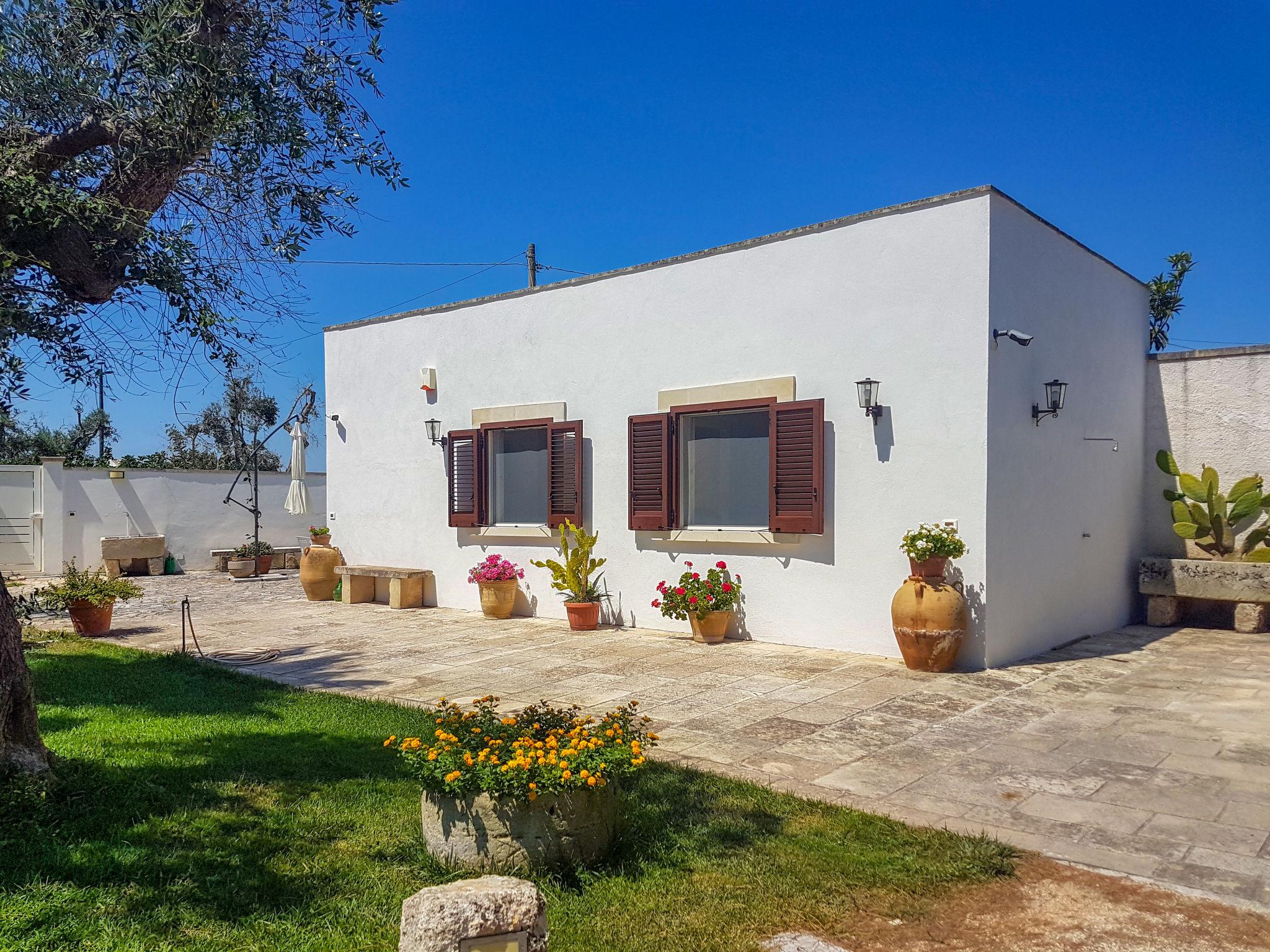 Foto 1 - Casa de 1 habitación en Ortelle con jardín y vistas al mar